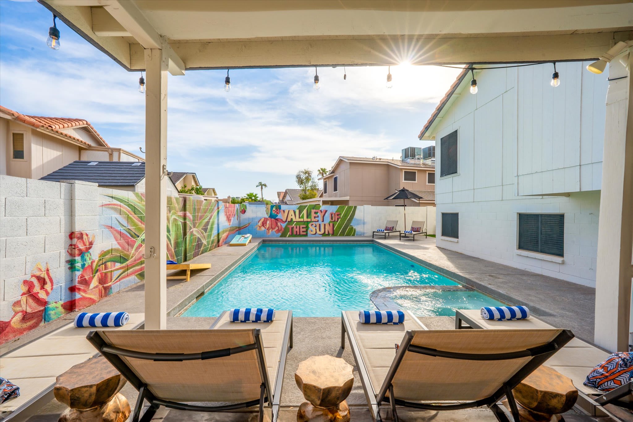 Rock Climbing Wall~Pool& Mini Golf~Game Room~Mural — Peoria, AZ — vacation rental