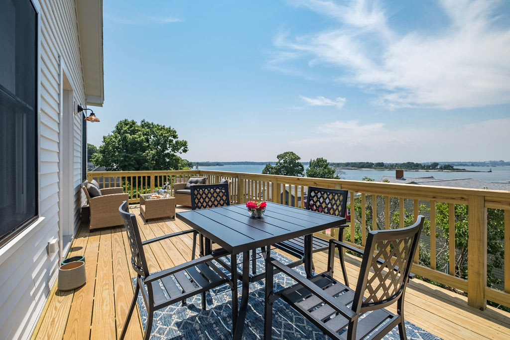 Gorges Sunset Two - Peaks Island Water View Condo with Beach Access — Portland, ME — vacation rental