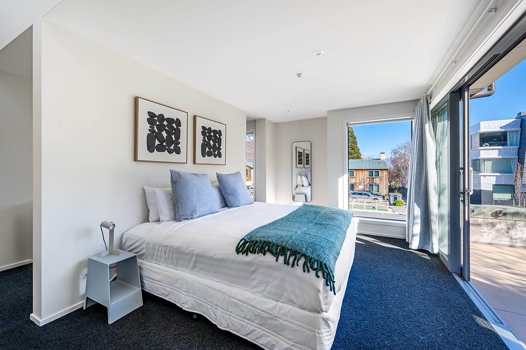 Queenstown luxury home booking