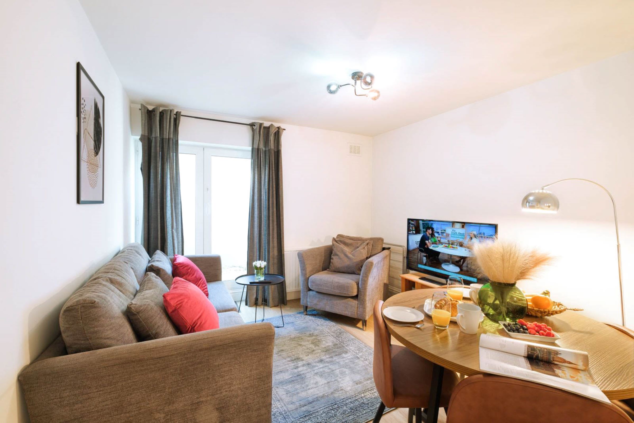 Lovely 2BR Flat by Kings Cross Station - Foto 1