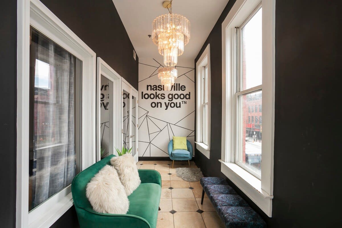 Entire Building Above Boot Barn - Sleeps 16 — Nashville, TN — vacation rental