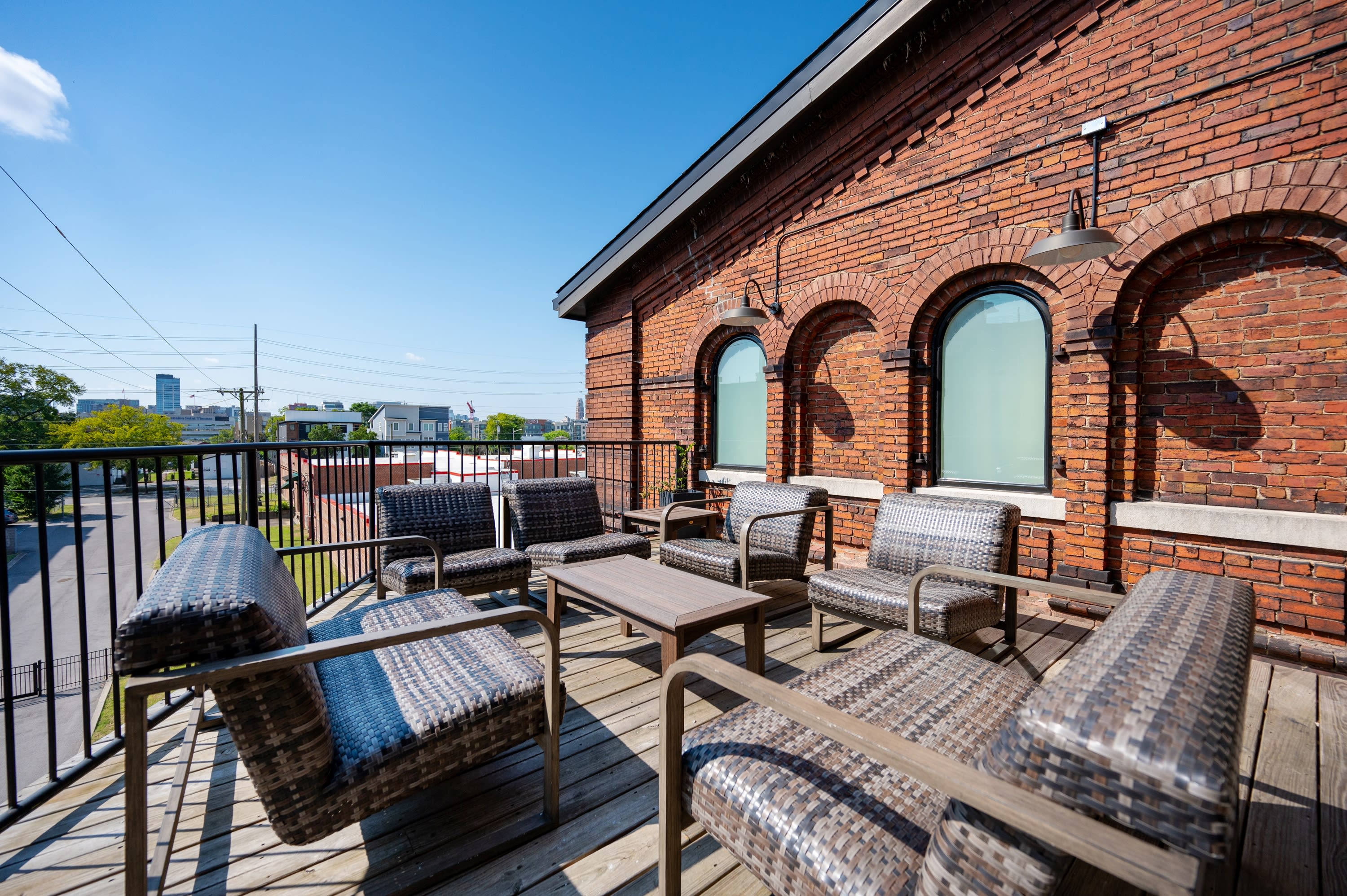 Historic Midtown Loft · Pool · Walk to Vandy