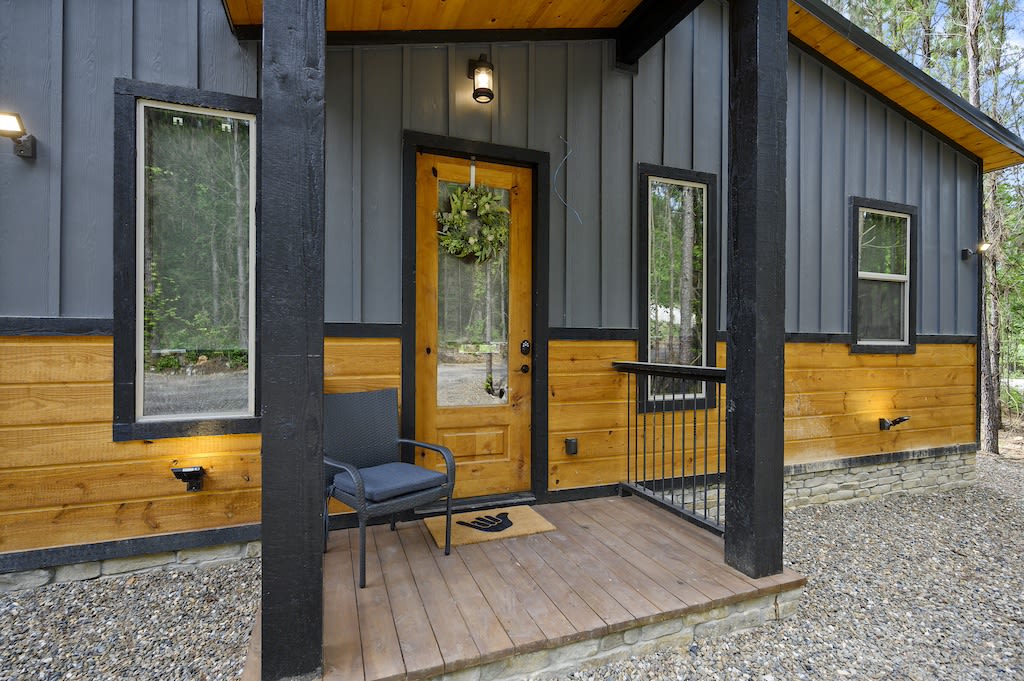 New! Hang Loose! Hot Tub, Firepit, Arcade, Playset