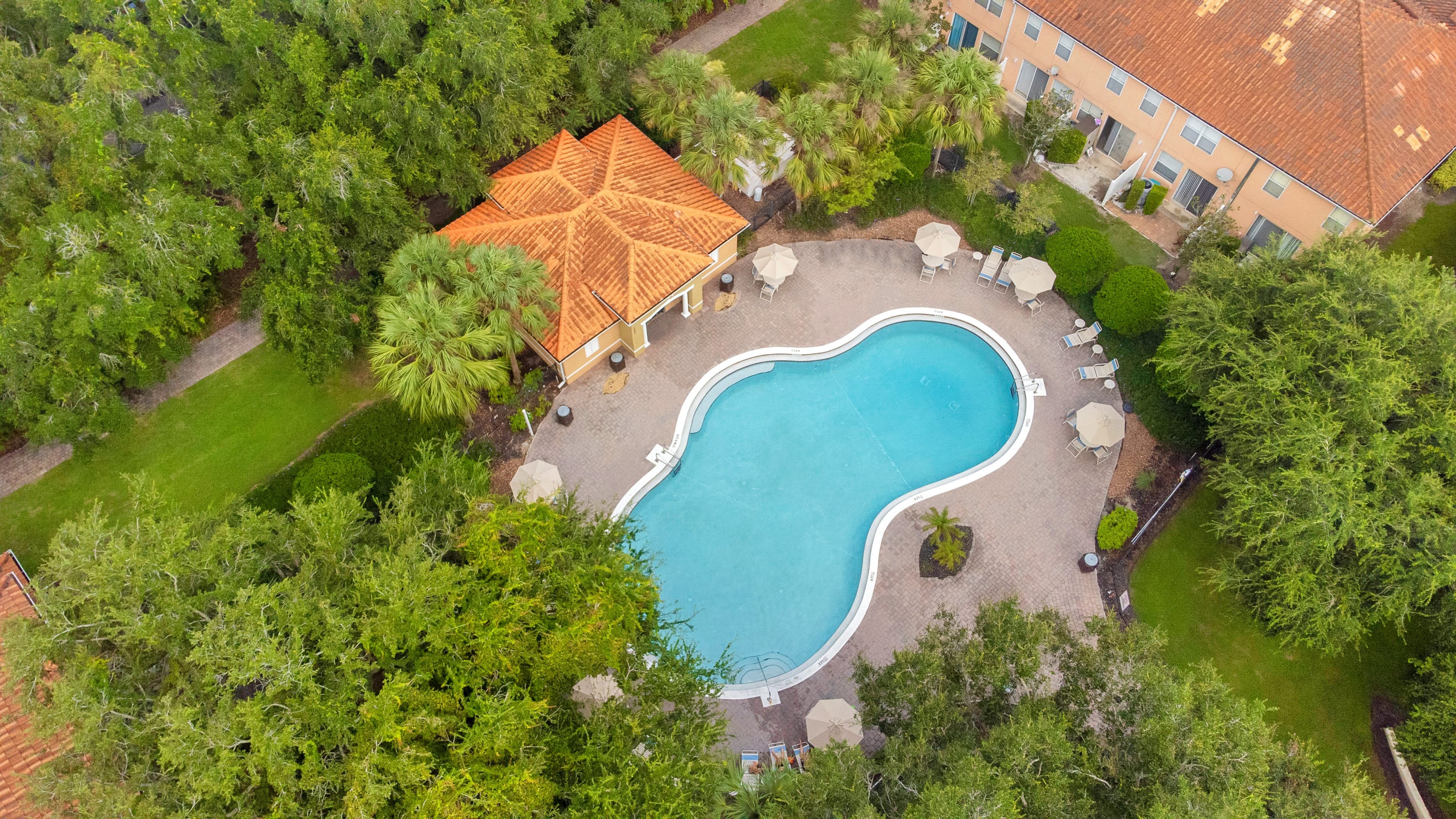 Family escape w/ patio & BBQ grill