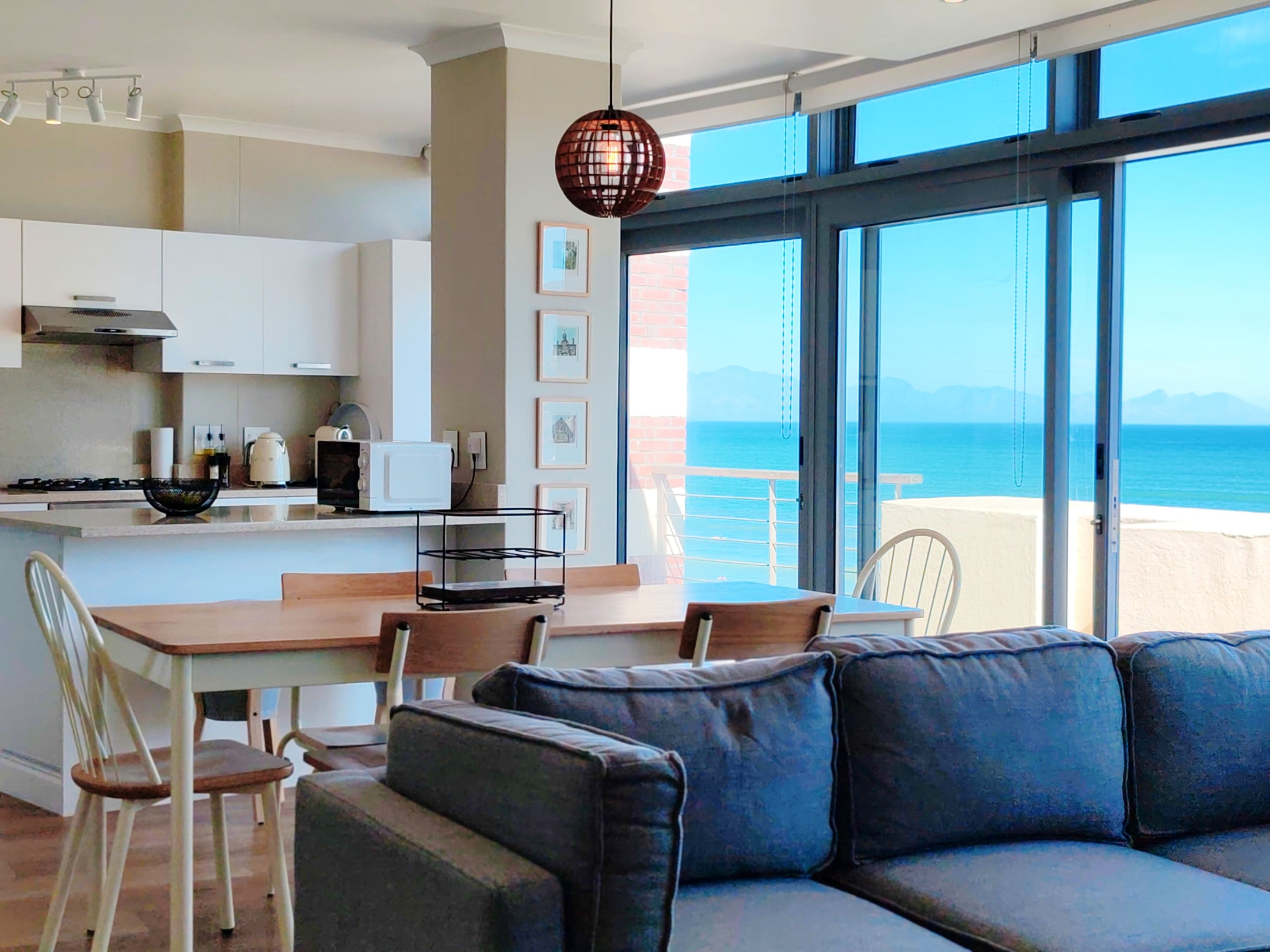 Sunrise Paradise Empire Penthouse — Muizenberg, Cape Town — vacation rental