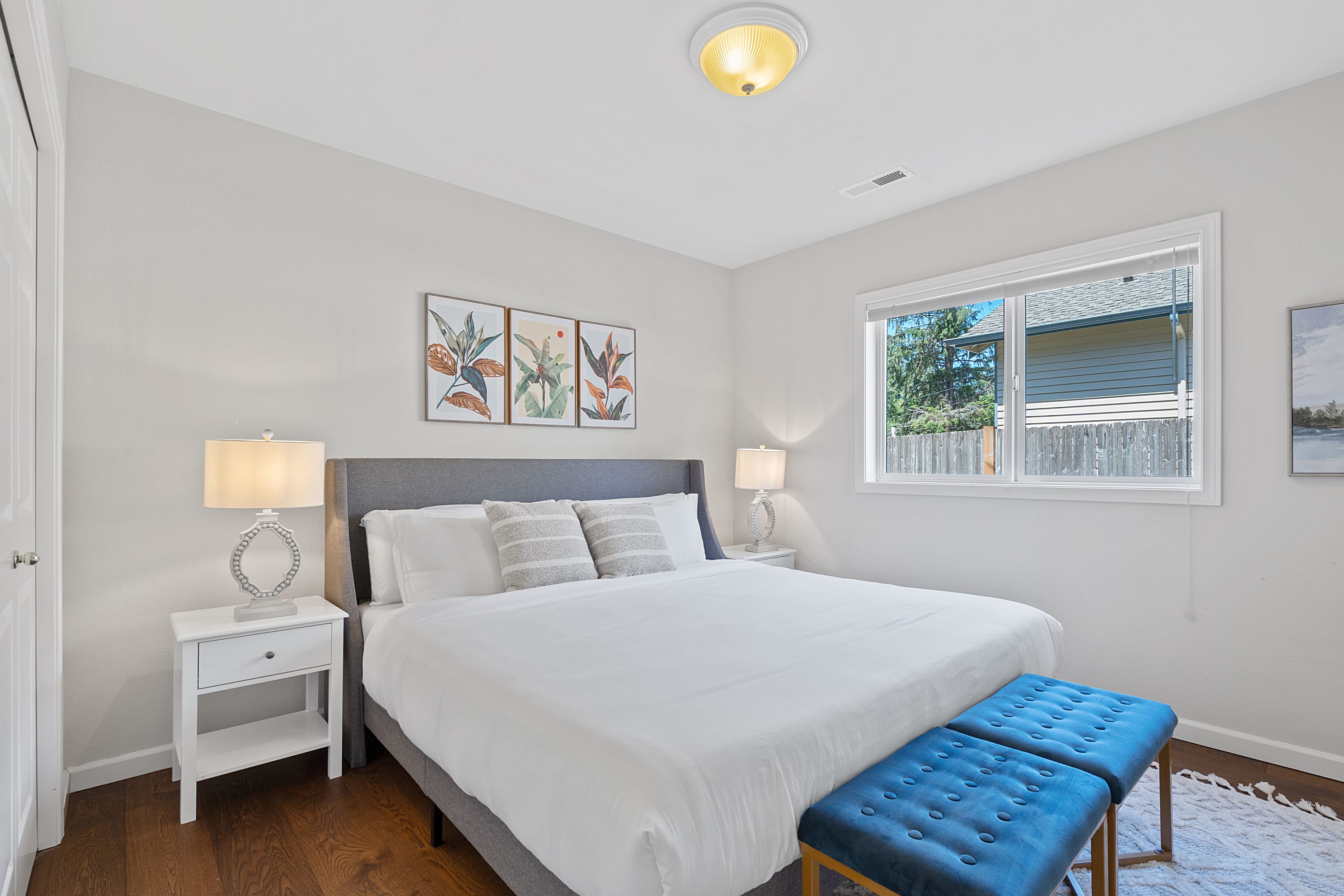Designer Daylight Basement, Near Edmonds Downtown