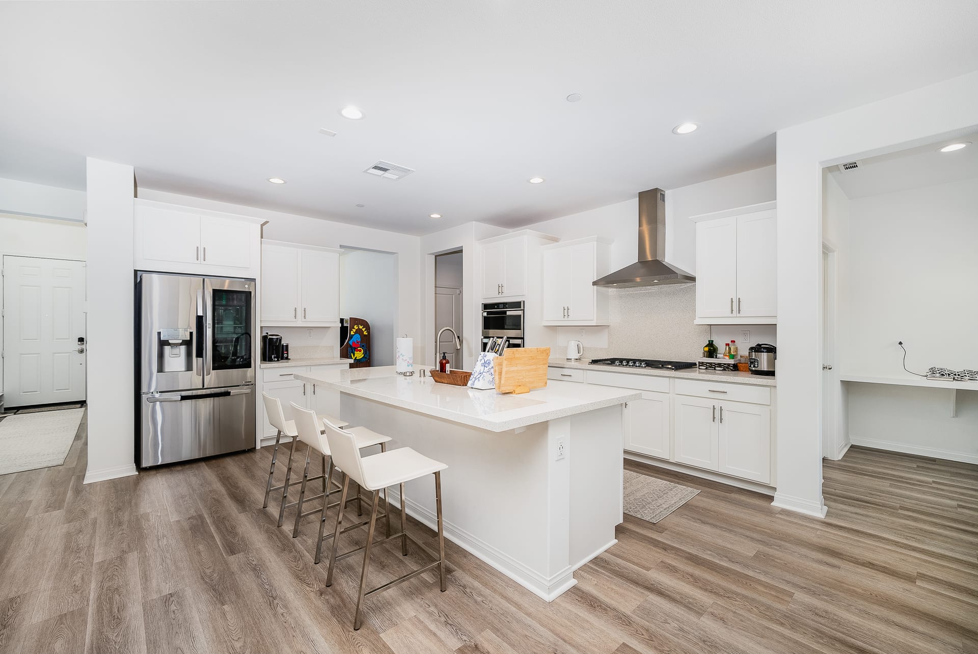 Luxury Wine Country Home with Pool & Spa - Photo 3