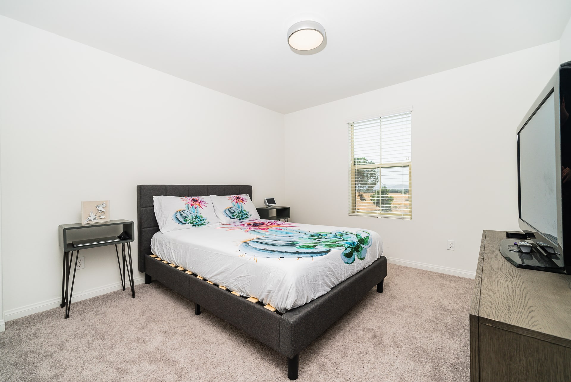 Upstairs Bedroom 1