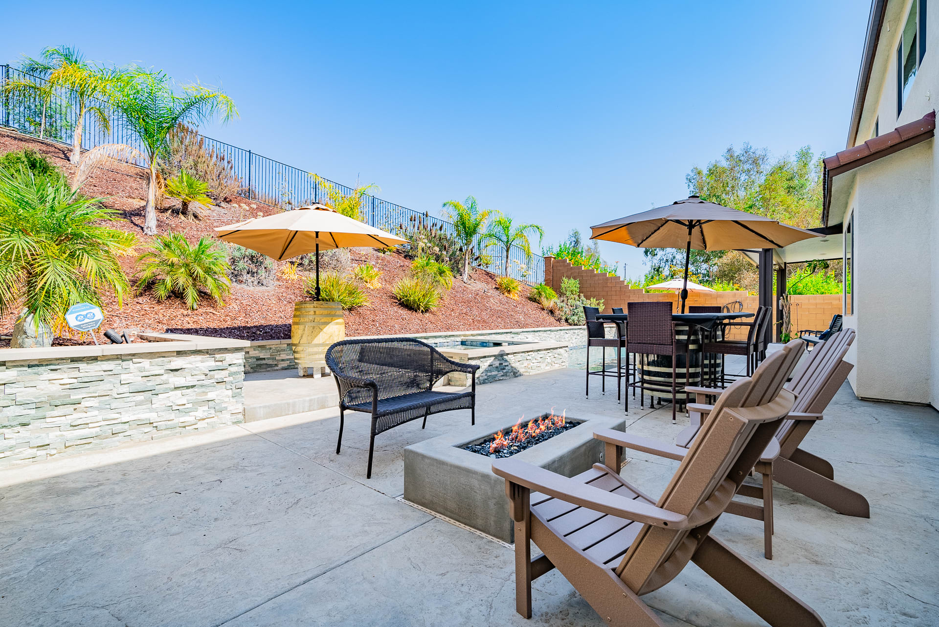 Luxury Wine Country Home with Pool & Spa - Picture 41