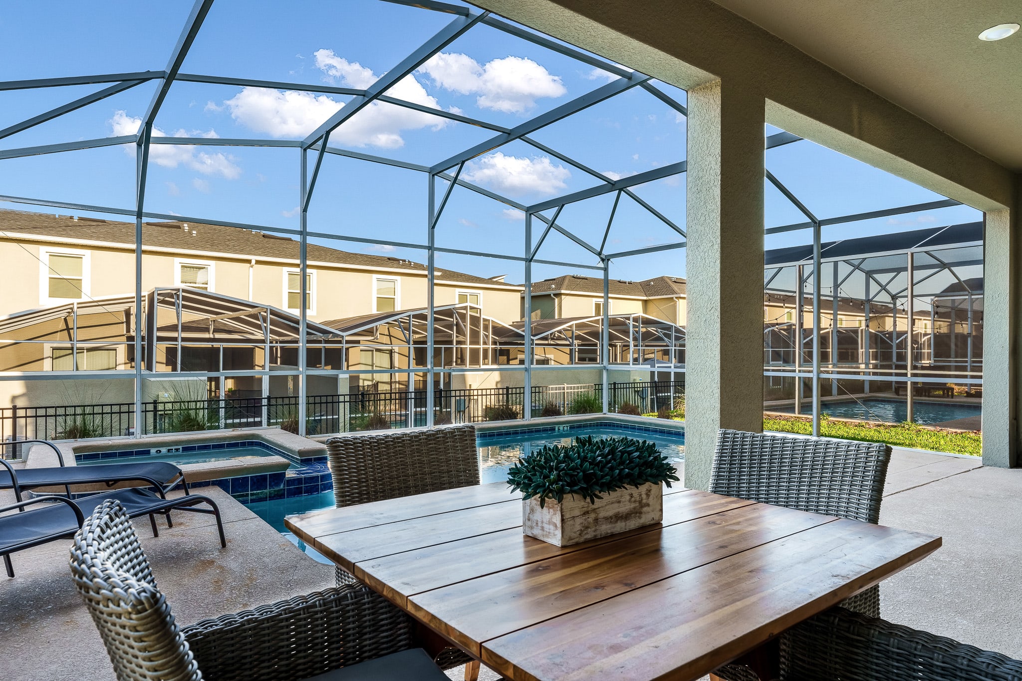 FREE Waterpark + Heated Pool + SPA + Lazy River