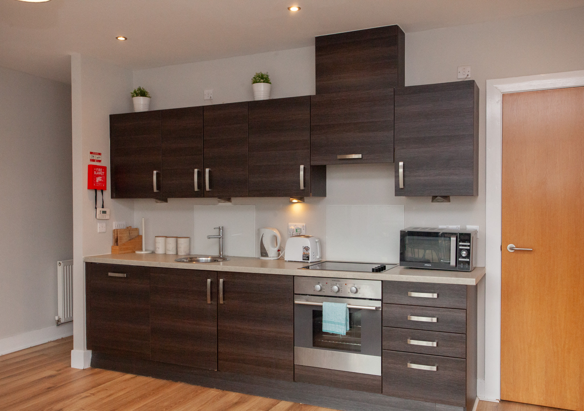 View Stylish Balcony Apartment in Glasgow in 31 Virginia Street G1 1TE Stylish Balcony Apartment in Glasgow in 31 Virginia Street G1 1TE - Property image 10 - VivreStays