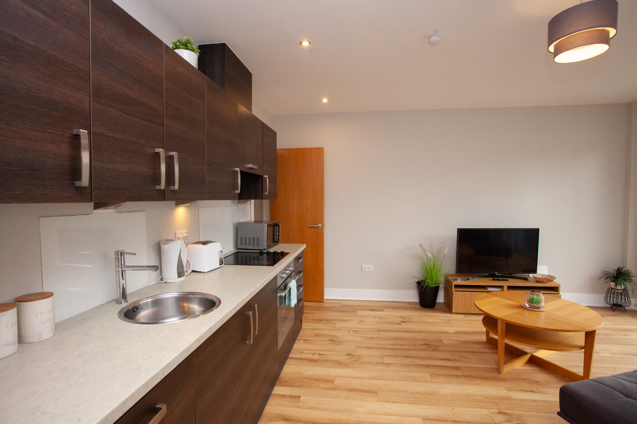 View Stylish Balcony Apartment in Glasgow in 31 Virginia Street G1 1TE Stylish Balcony Apartment in Glasgow in 31 Virginia Street G1 1TE - Property image 2 - VivreStays