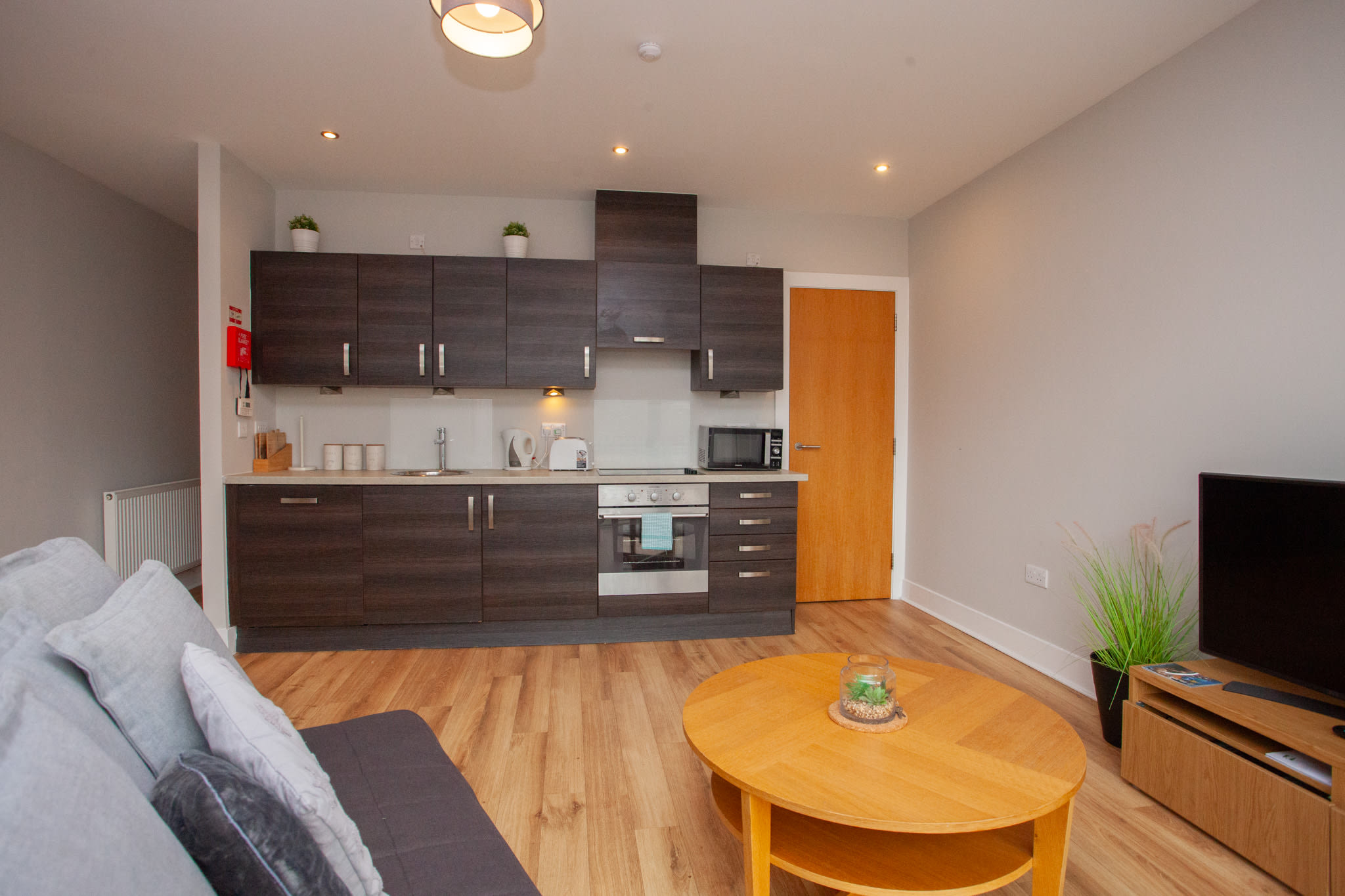 View Stylish Balcony Apartment in Glasgow in 31 Virginia Street G1 1TE Stylish Balcony Apartment in Glasgow in 31 Virginia Street G1 1TE - Property image 11 - VivreStays