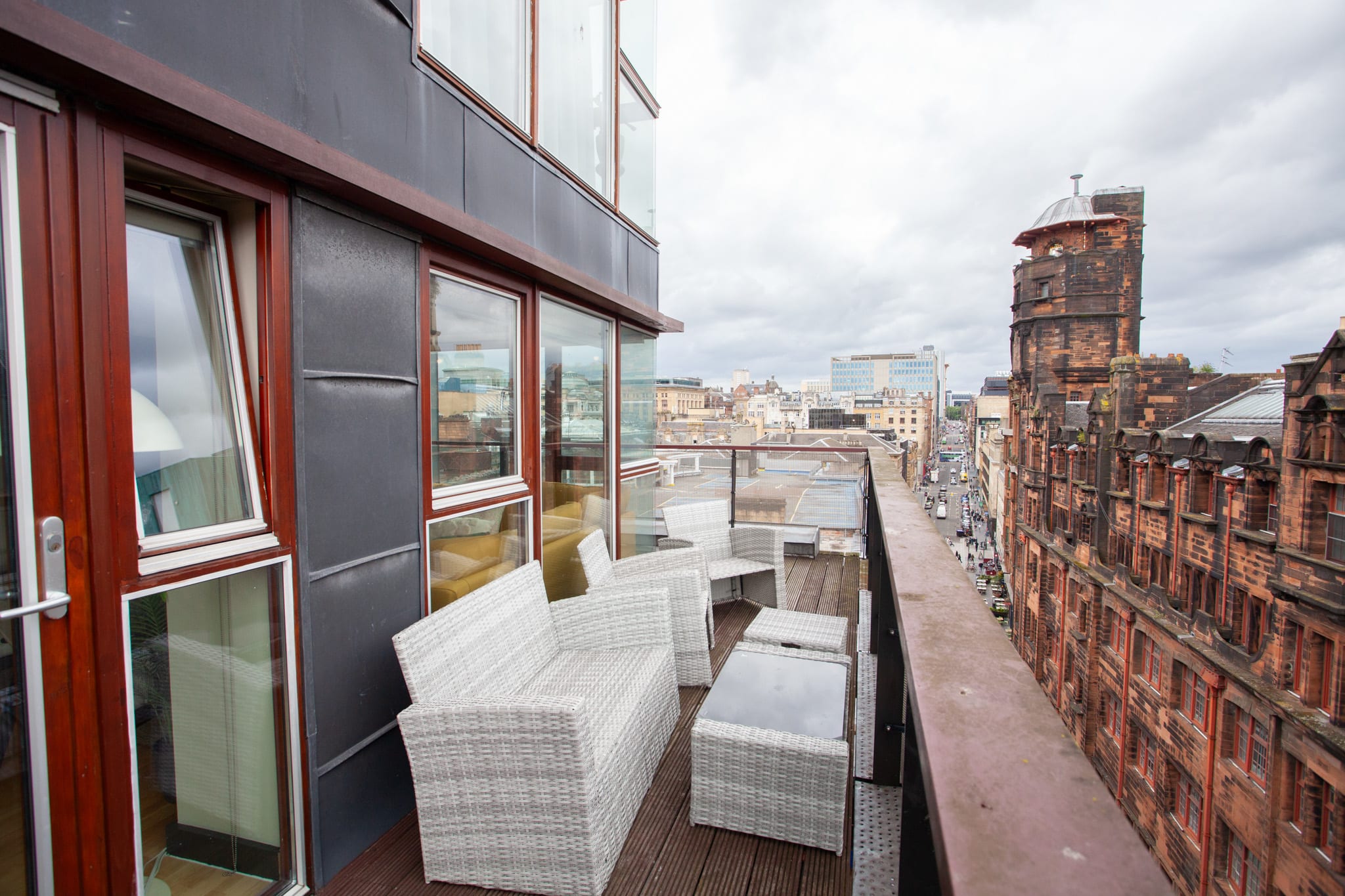 Stunning Penthouse with Balcony in Glasgow in 45 Mitchell Street G1 3LA - Property image 25 - VivreStays