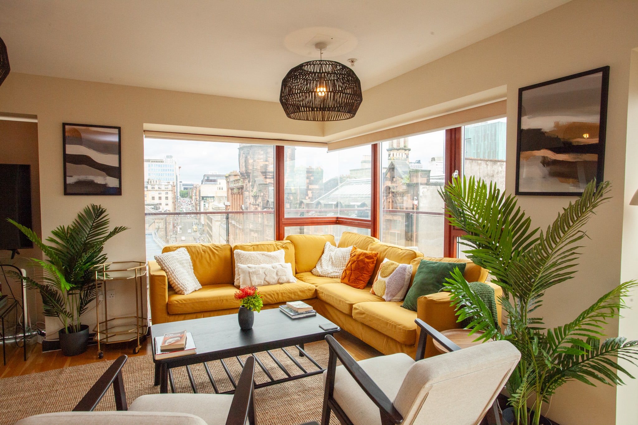 Stunning Penthouse with Balcony in Glasgow in 45 Mitchell Street G1 3LA - Property image 7 - VivreStays