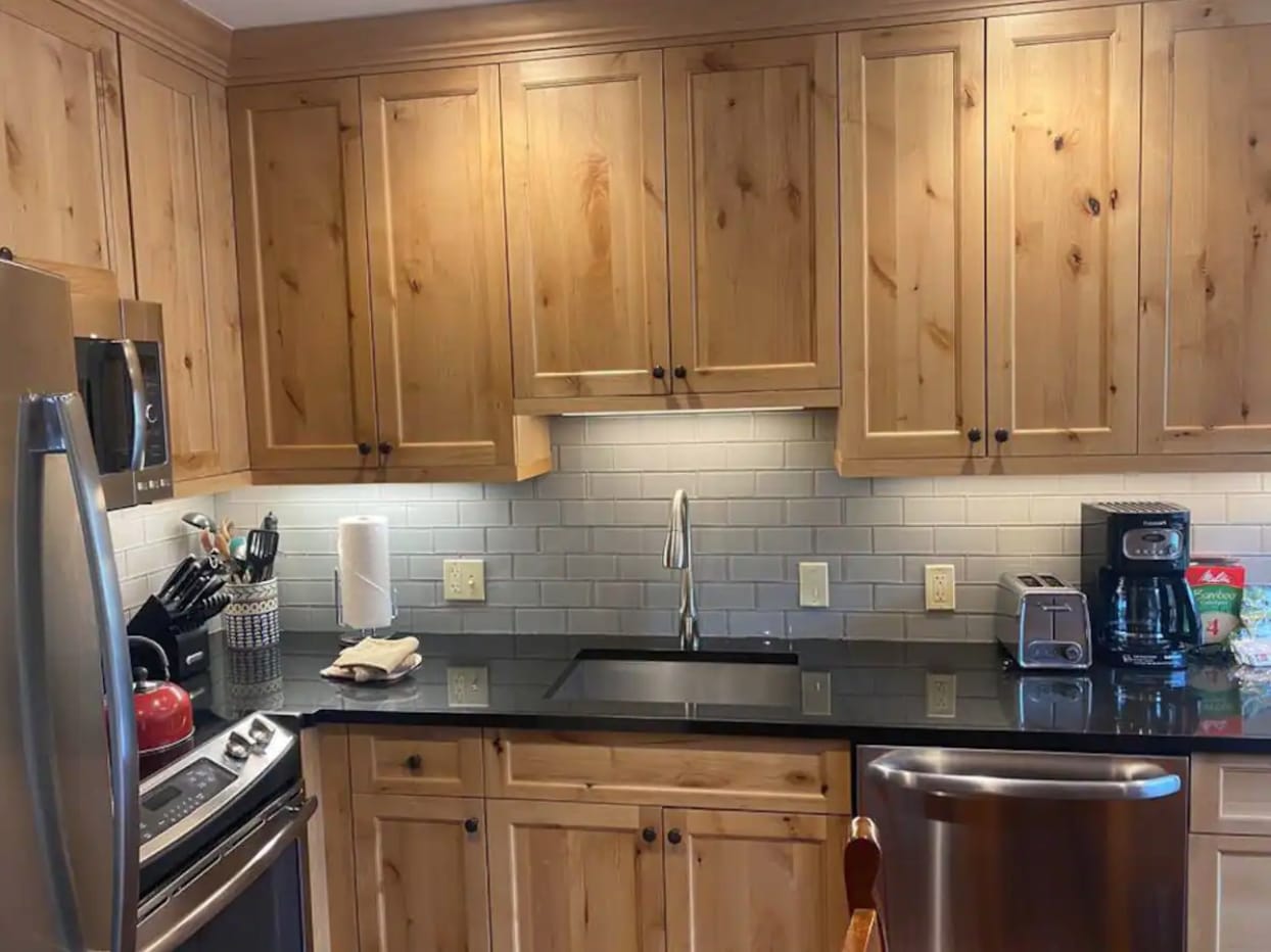 The best Location condo in the heart of Lionshead - Picture 15