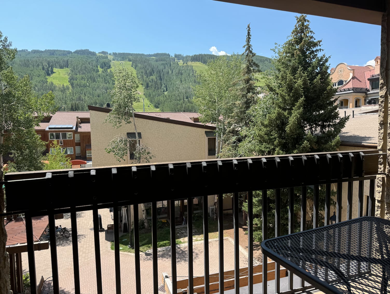 The best Location condo in the heart of Lionshead - Picture 33