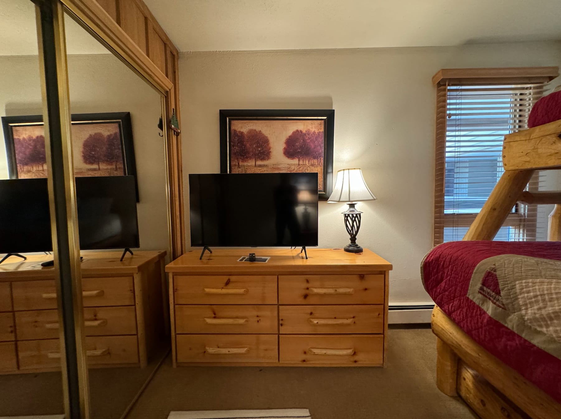 The best Location condo in the heart of Lionshead - Picture 23