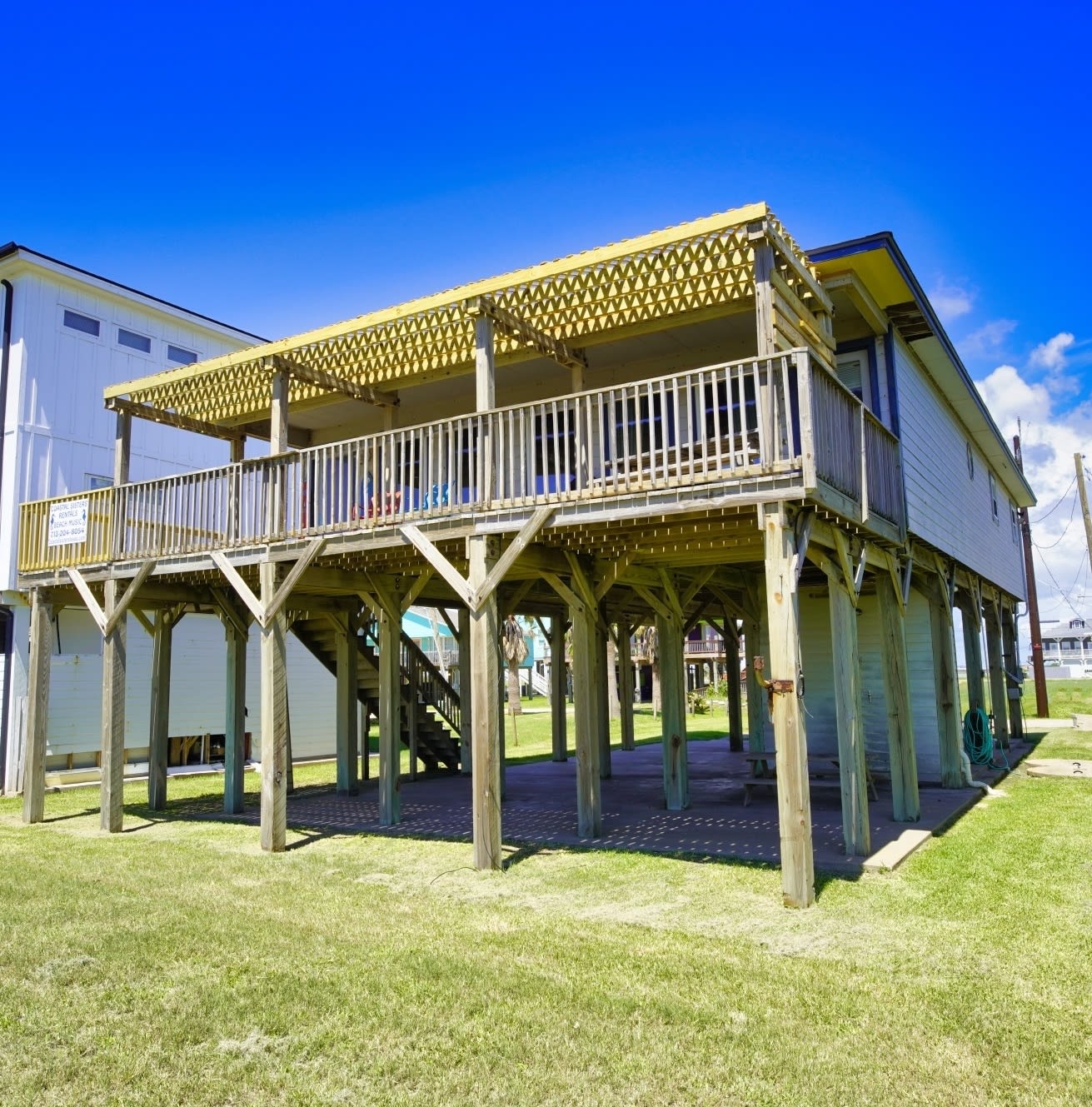 Beach Music - Spacious Front Row Home! — Surfside Beach, TX — vacation rental