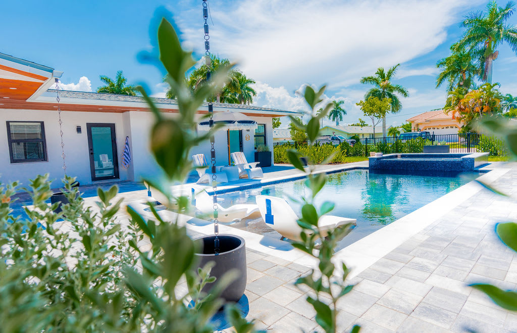 The Sunset @ Naples Boutique | Walk 2 Beaches — Naples, FL — vacation rental