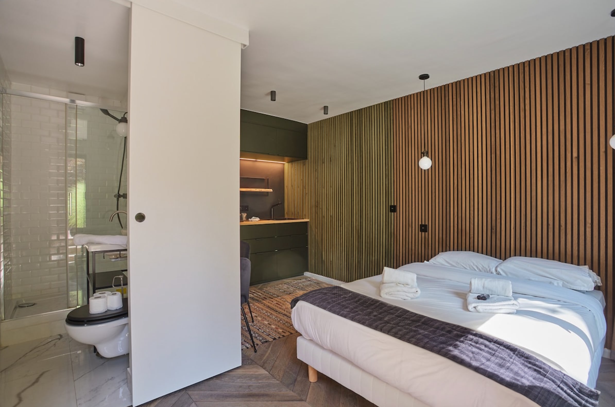 ﻿Superb Suite in Neuilly Porte Maillot — Neuilly-sur-Seine, Île-de-France — vacation rental