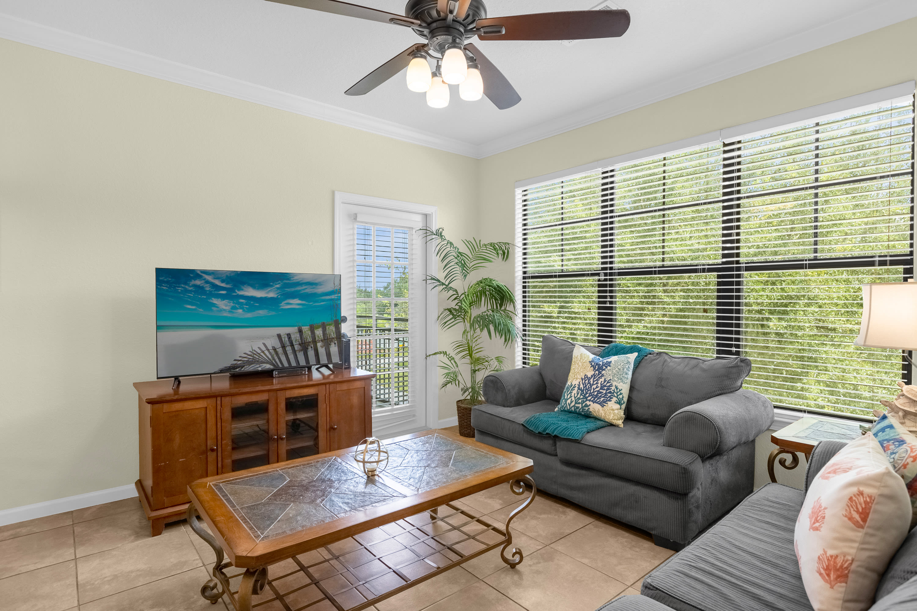 Upstay Stylish Condo near Disney Animal Kingdom