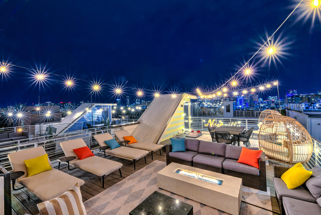 Large Groups! Amazing Views 16 Beds Downtown! — Nashville, TN — vacation rental