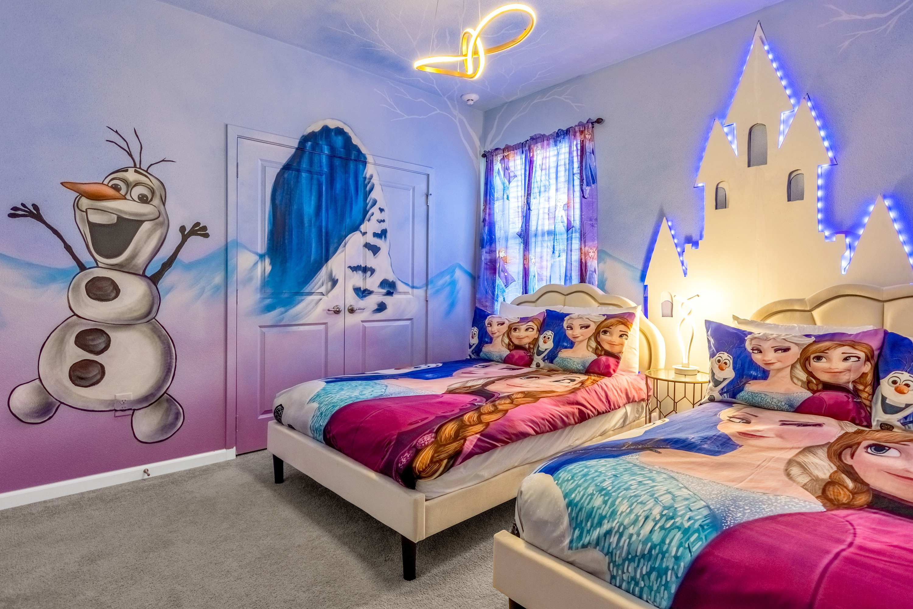 Frozen Themed Bedroom