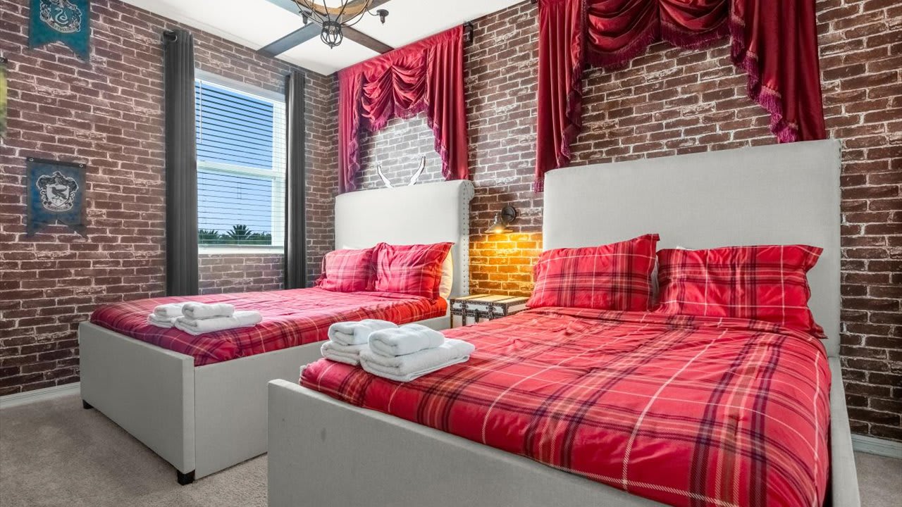 9BR Fun Villa Private Pool Arcade Game Loft | Photo 4