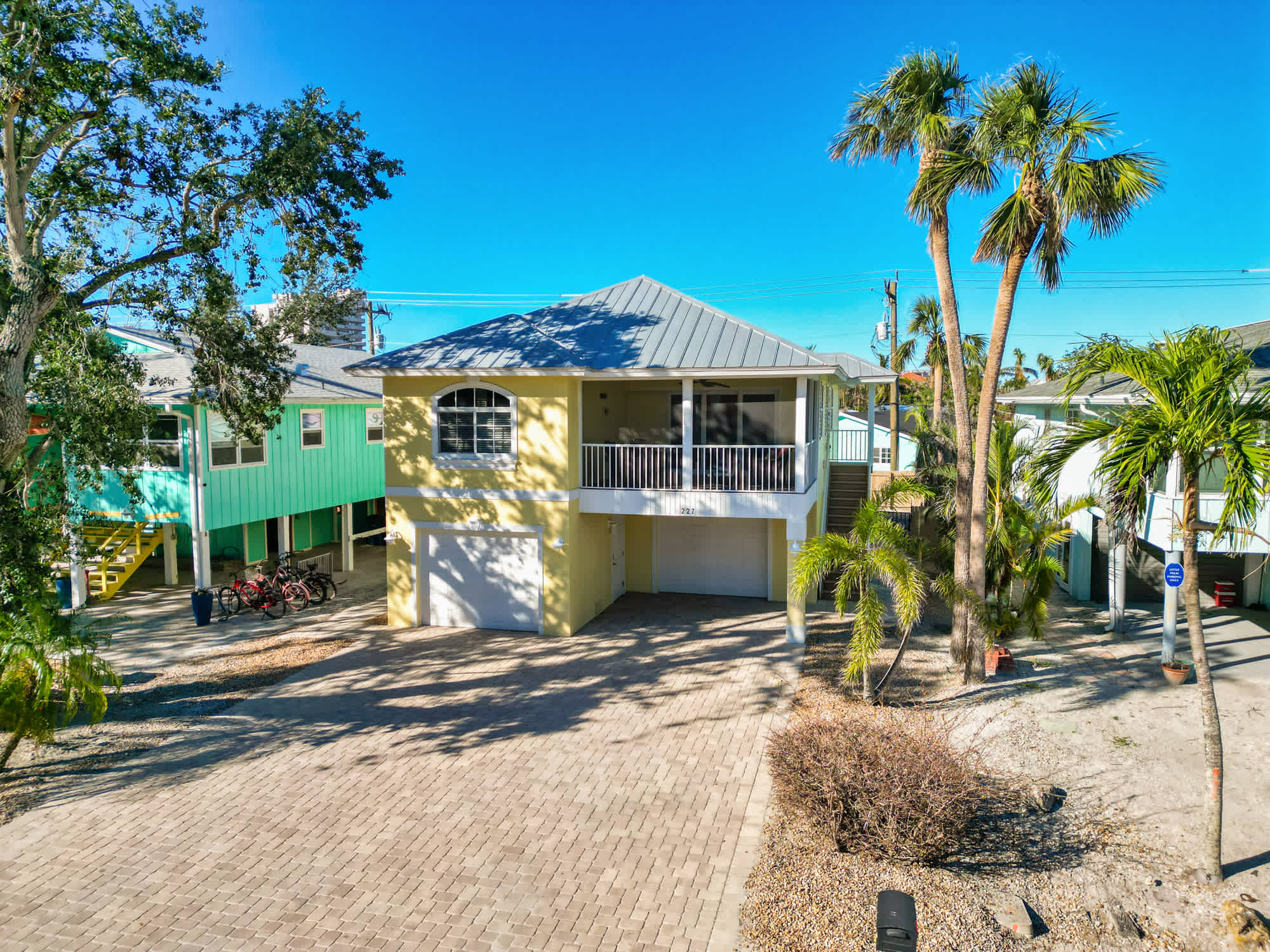 Luxury Private Home Pool Heated 1 Block to Beach