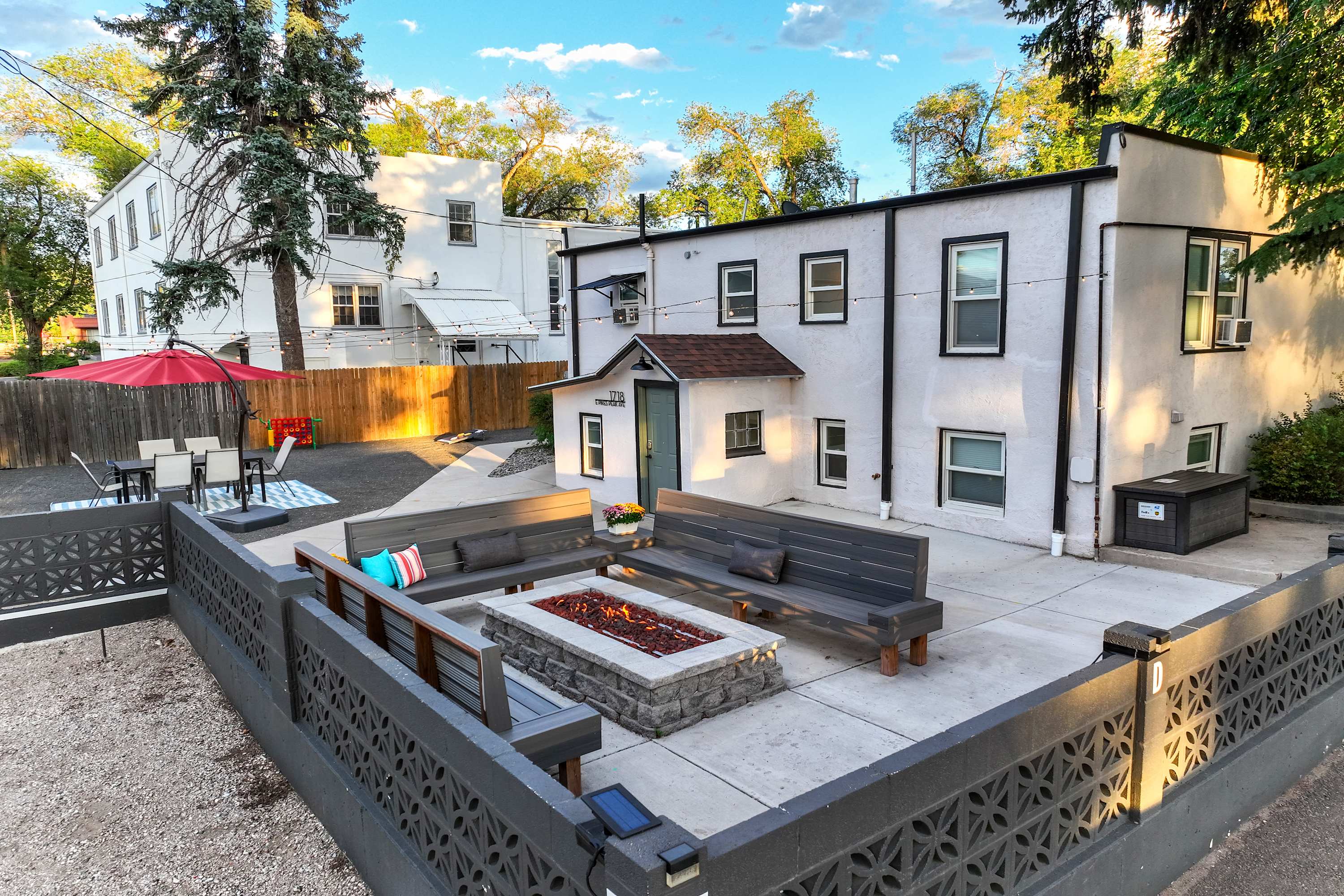 Pikes Estate! Holiday Home w Game Room! Sleeps 24! — Colorado Springs, CO — vacation rental