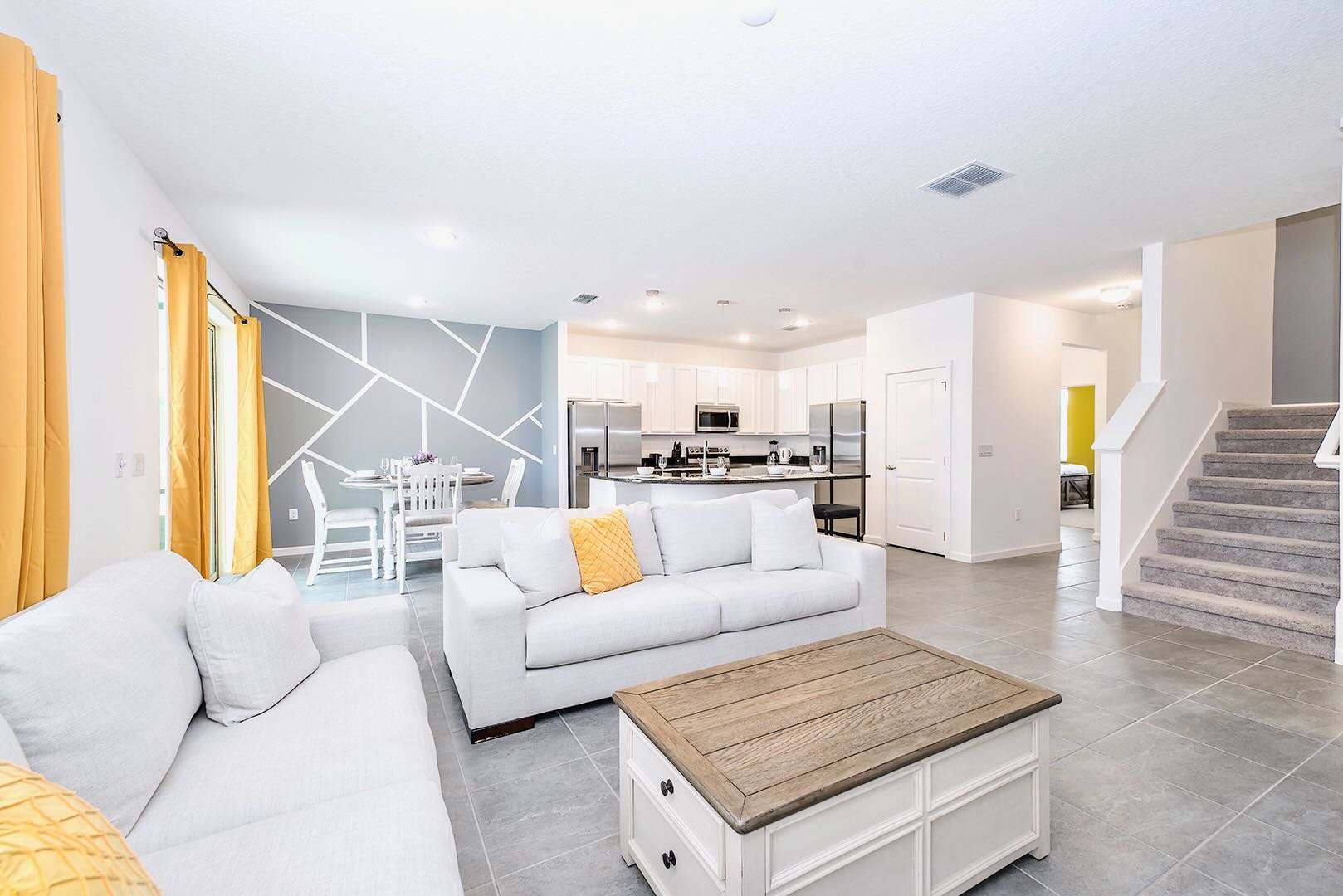 Upstay Resort Oasis w Pool Hot Tub Near Disney 2