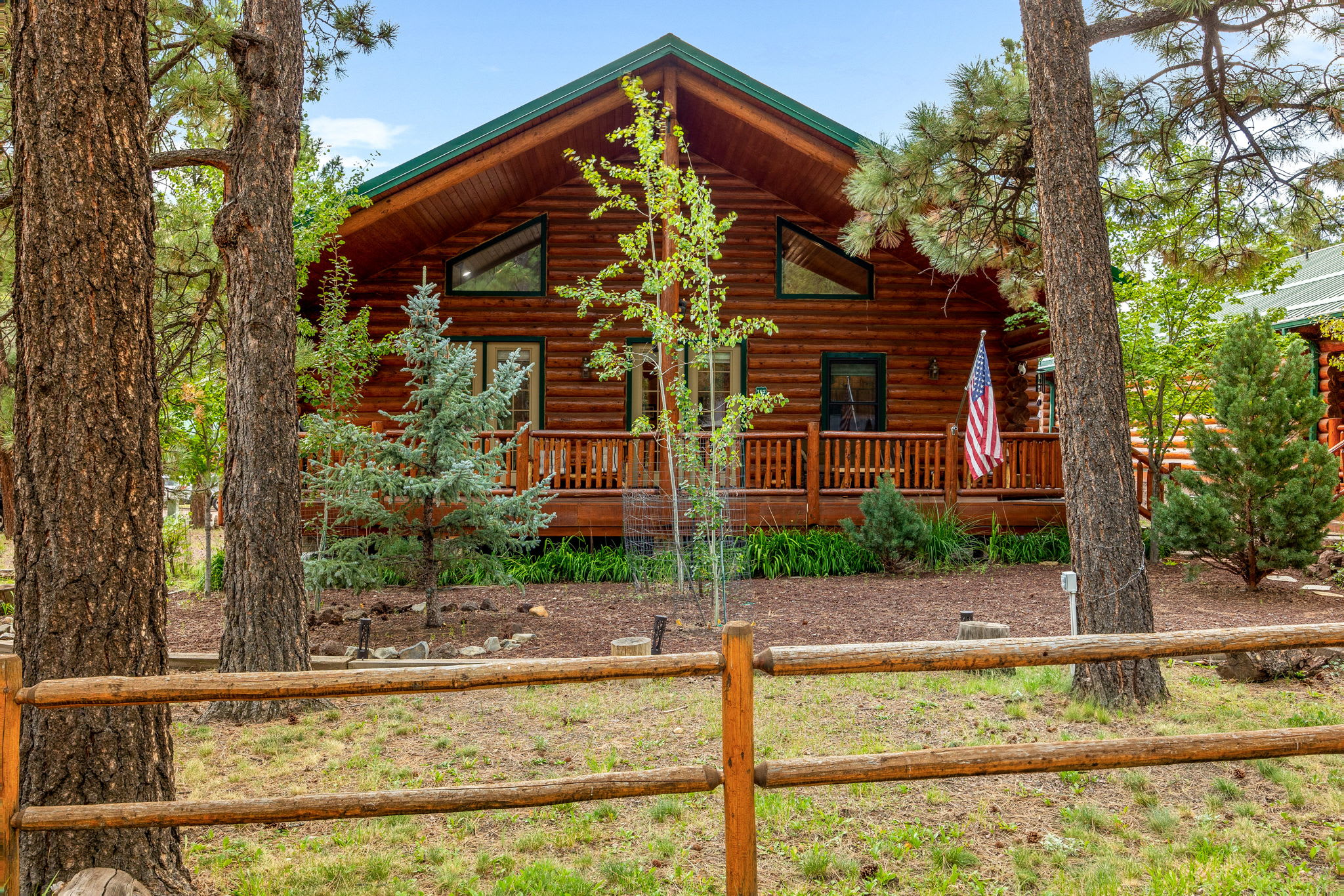 Two Bears Cabin (Cabin 162) — Greer, AZ — vacation rental