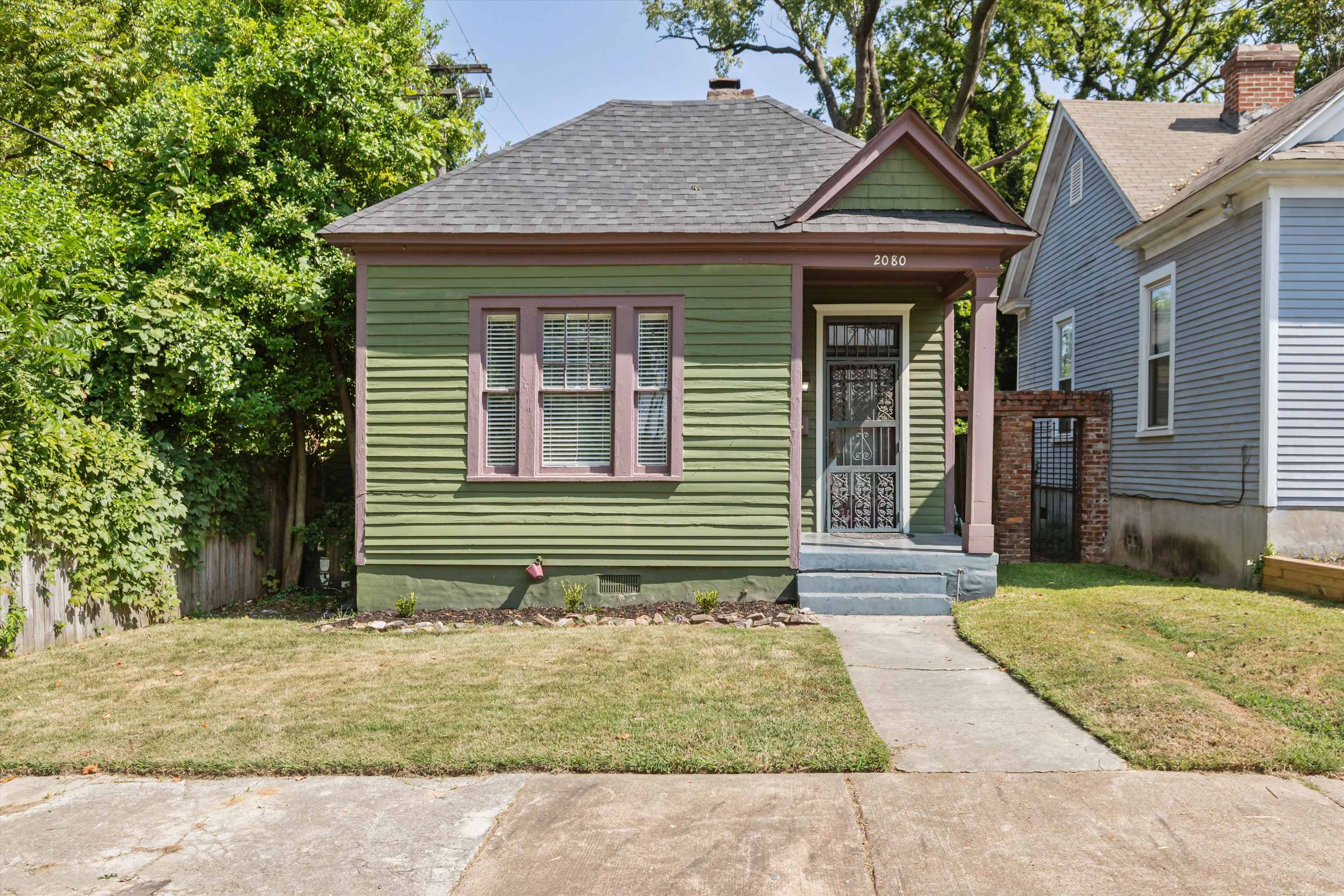 Bungalow ON Overton Square