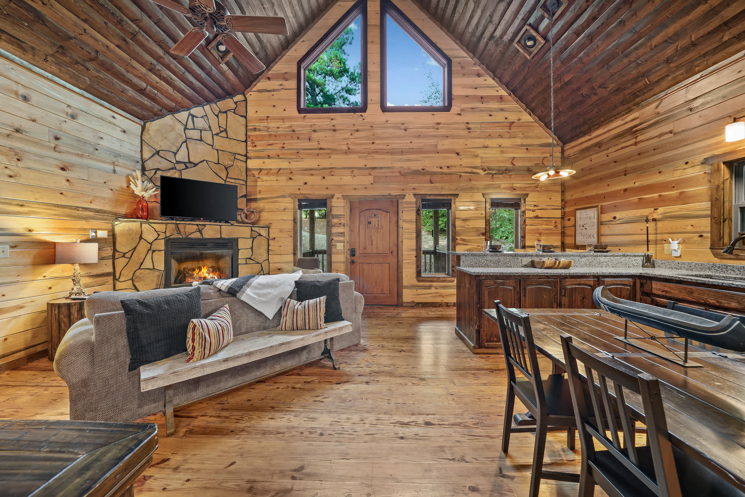 Rustic Cabin Near Creek with Hot Tub & Fire Pit