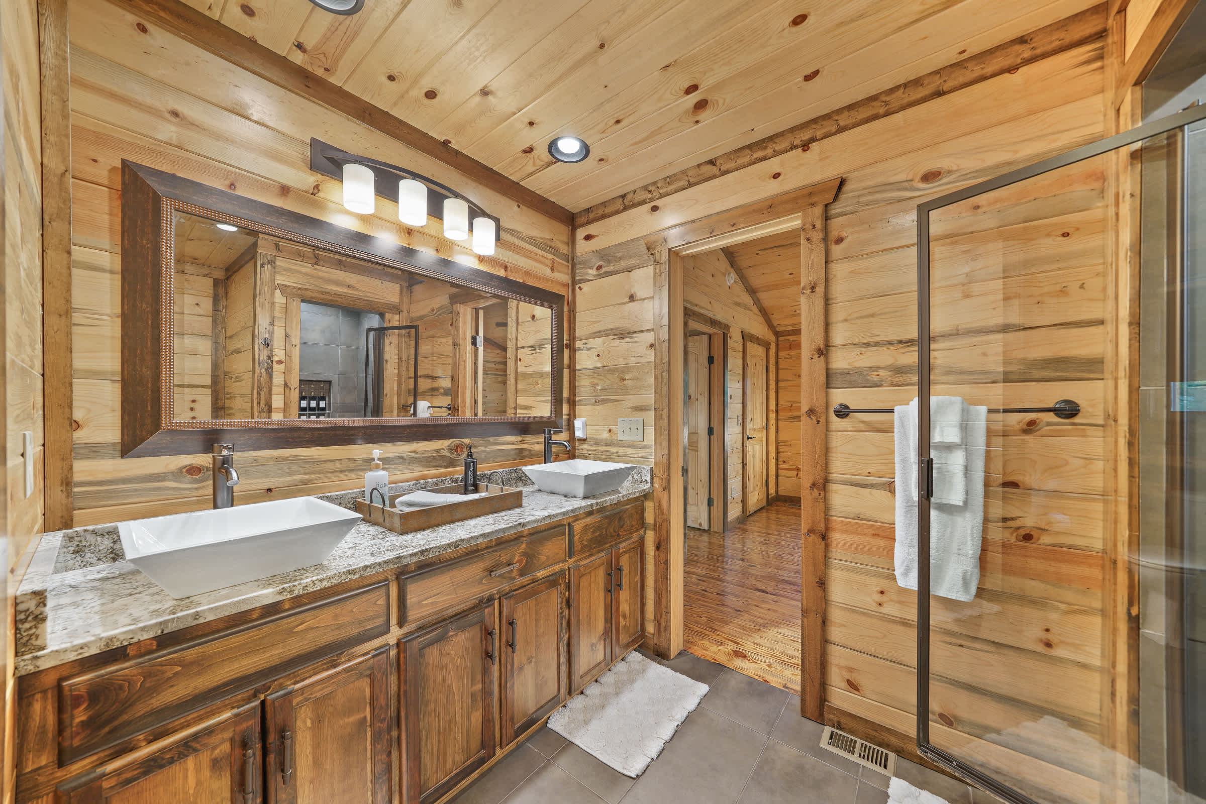 Rustic Cabin Near Creek with Hot Tub & Fire Pit
