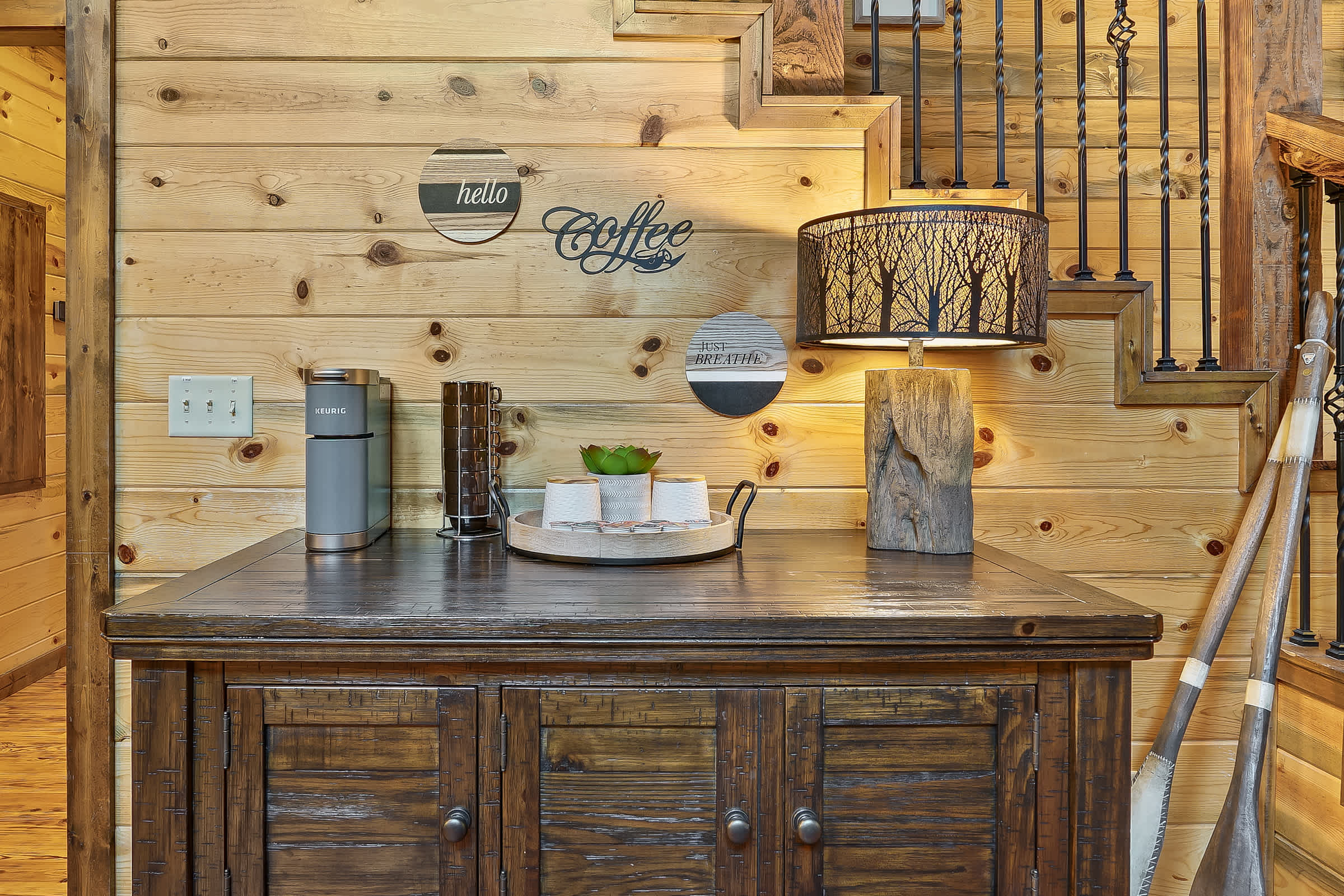 Rustic Cabin Near Creek with Hot Tub & Fire Pit