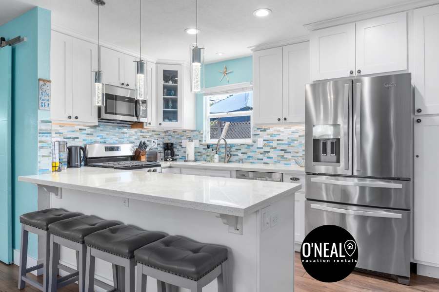 3 Bedroom Home - Walk to Twin Lakes State Beach! — Santa Cruz, CA — vacation rental
