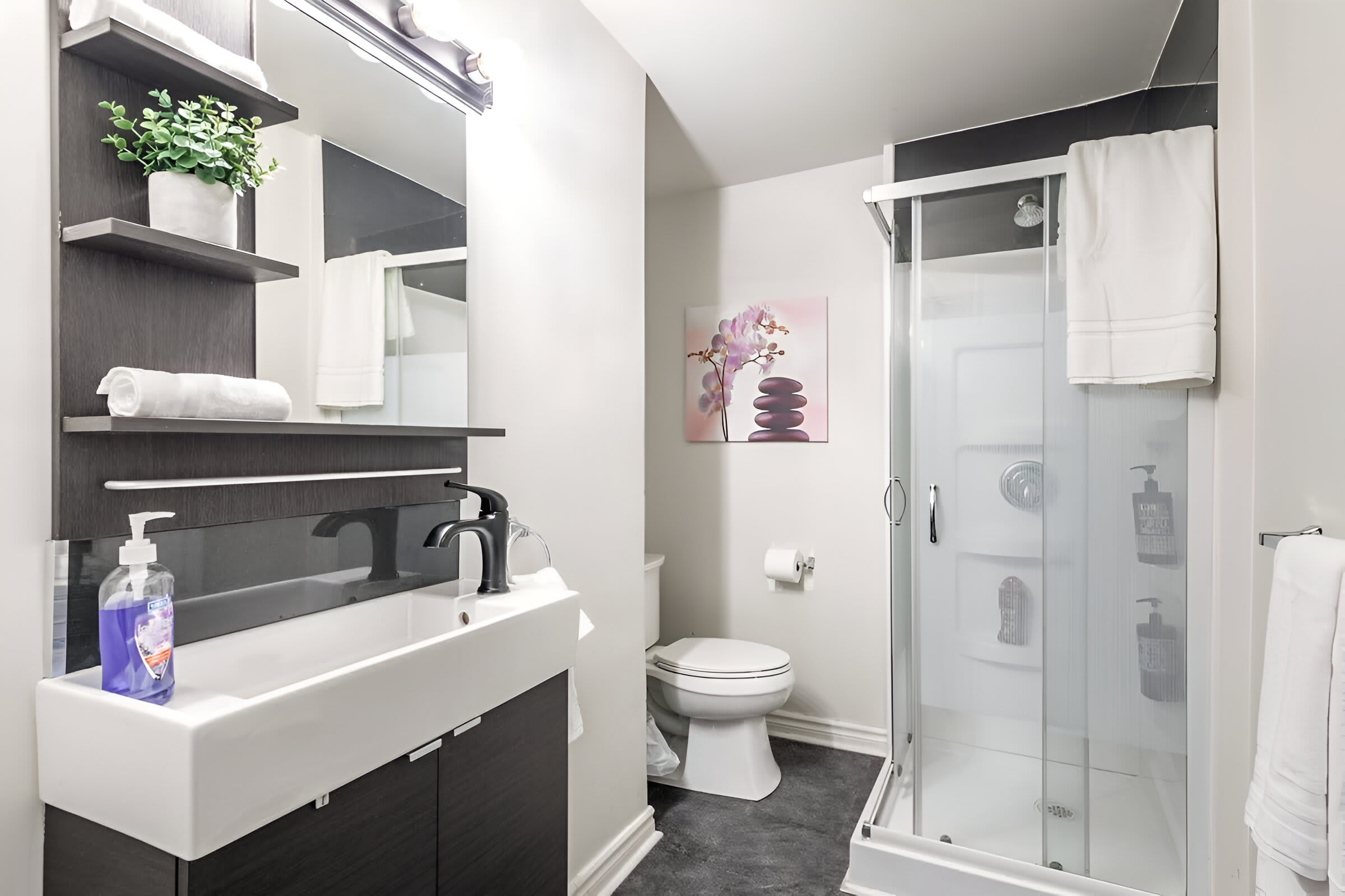 Modern Bathroom With Walk-In Shower