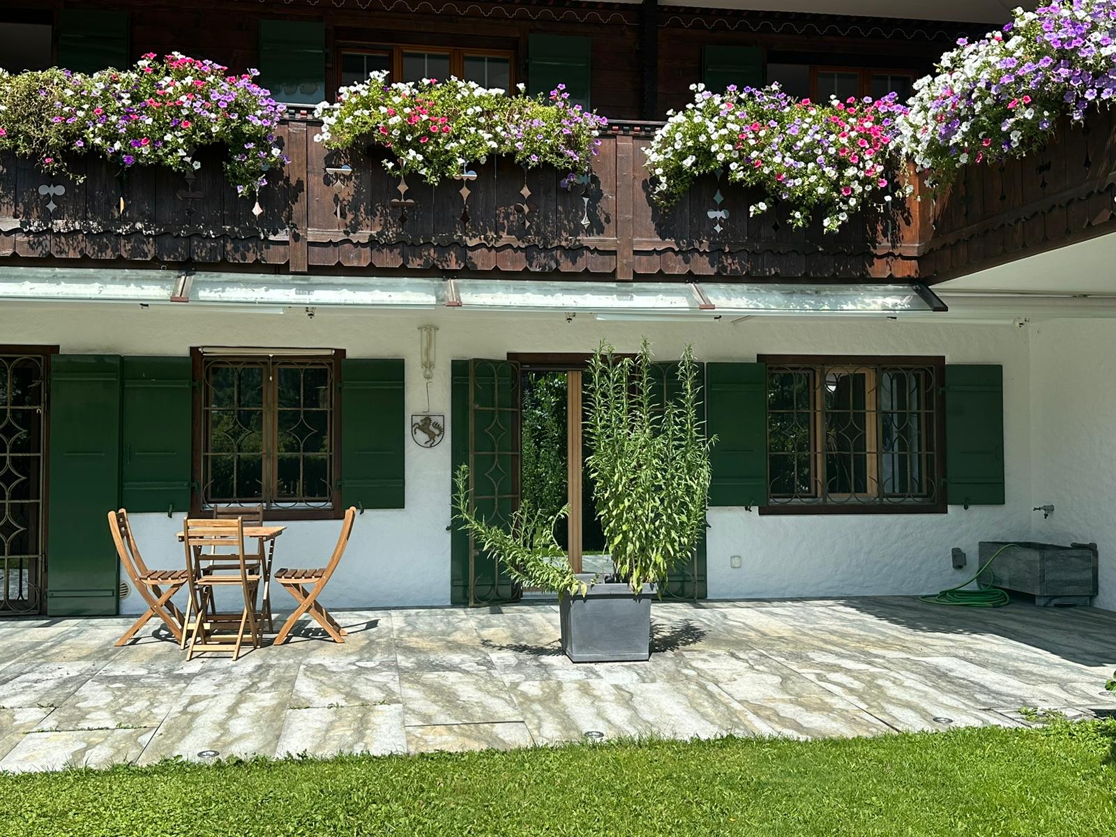 GST181 Chloe Park Ho