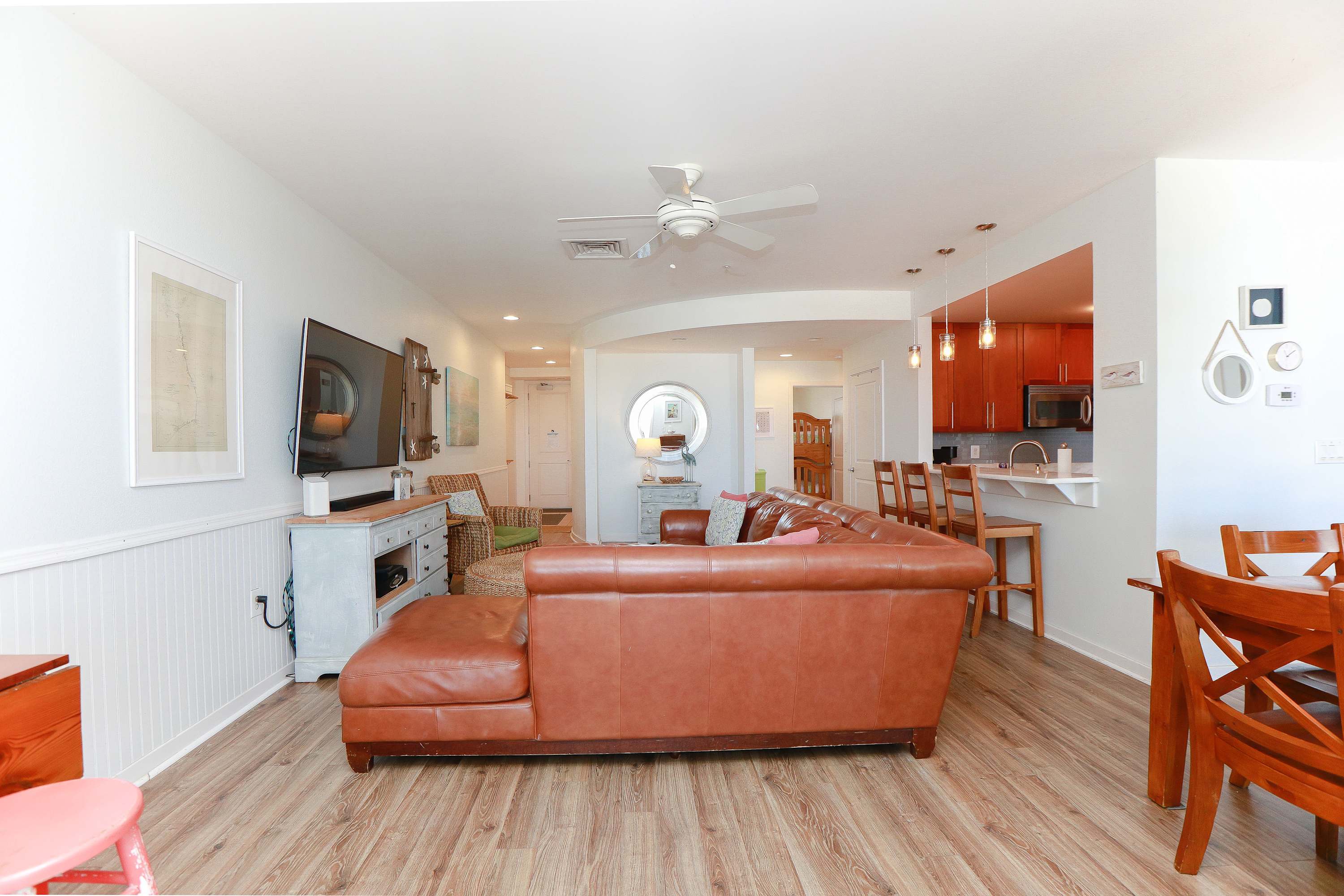 Sojourns Beach Views & Pool Family Home Sleeps 9 6