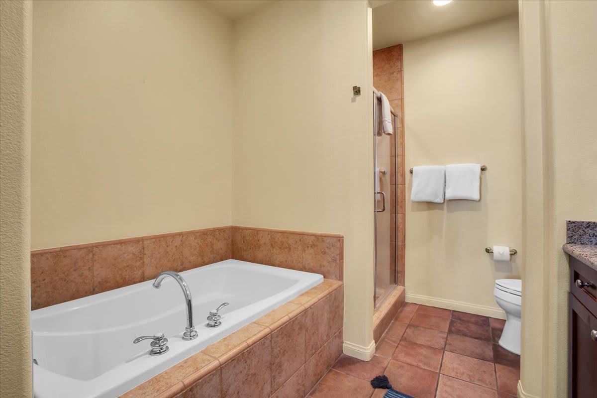 Picturesque Legacy Villas Studio near Main Pool #C - Photo 5