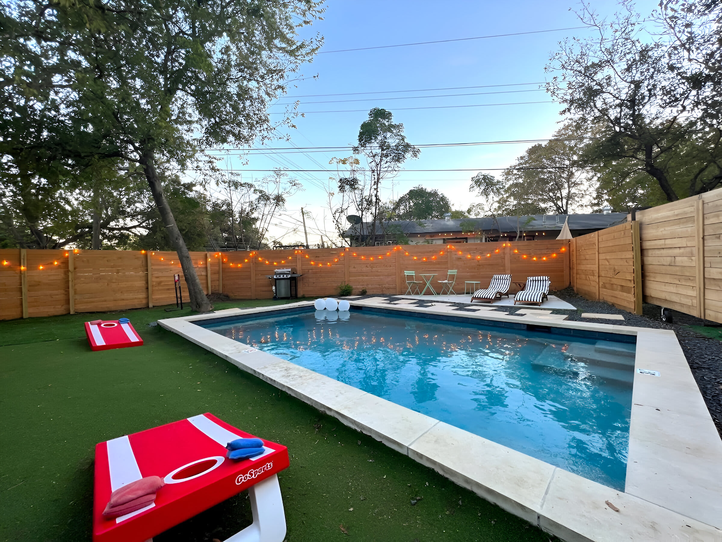 Pool Home Encore Rainey Street 6 minute drive