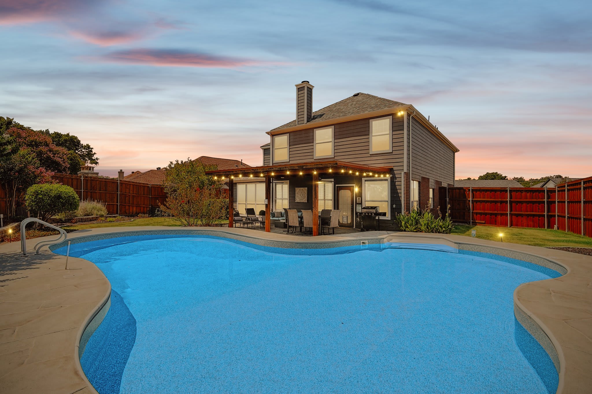 5BD Vacation Retreat - Pool, Patio, Cinema — Lake Dallas, TX — vacation rental