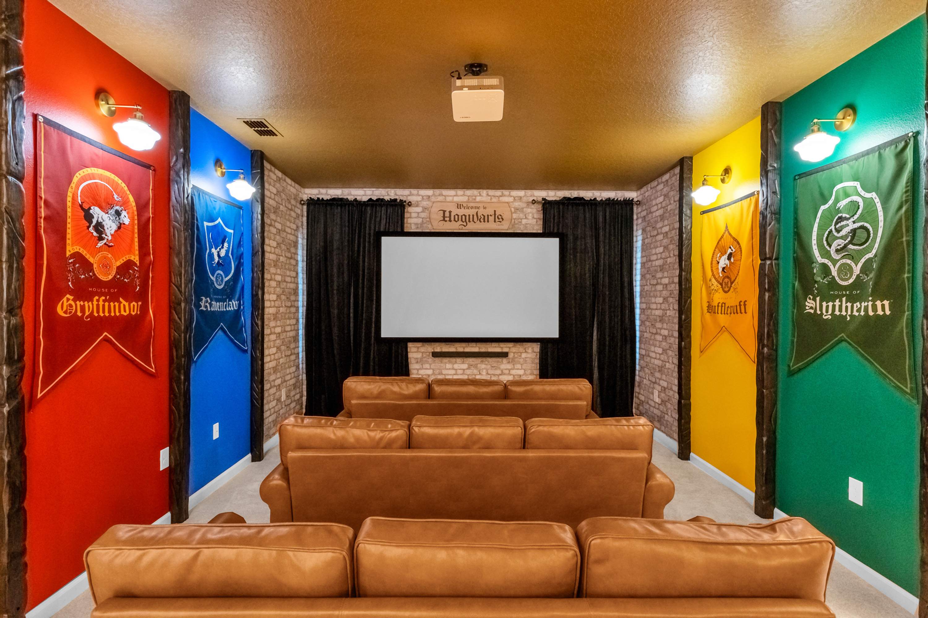 Upstay Mansion FULL of Fun Pool Cinema Games