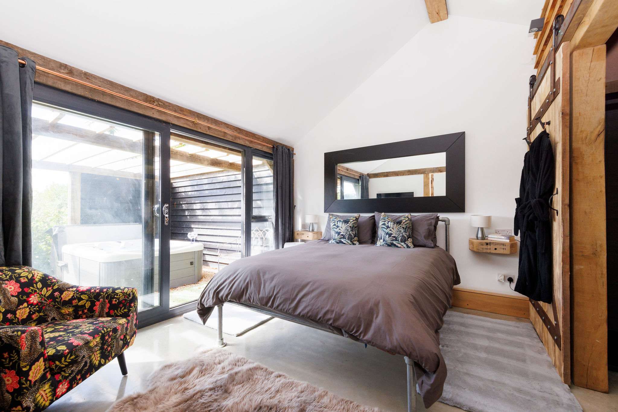 The master double bedroom with bath robes to enjoy.