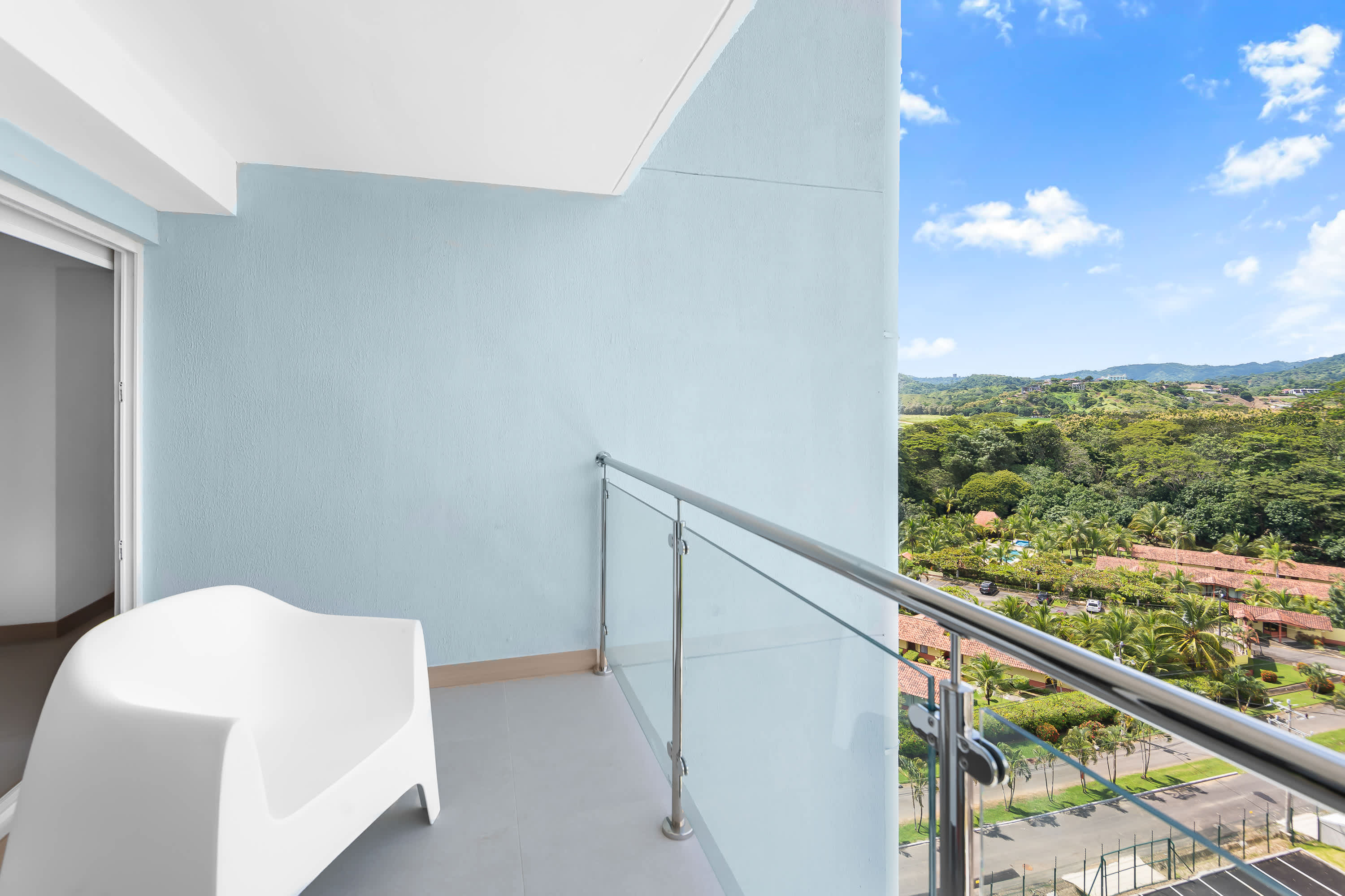 Upstay Modern 3BR Mountain View Condo Jaco Beach 7