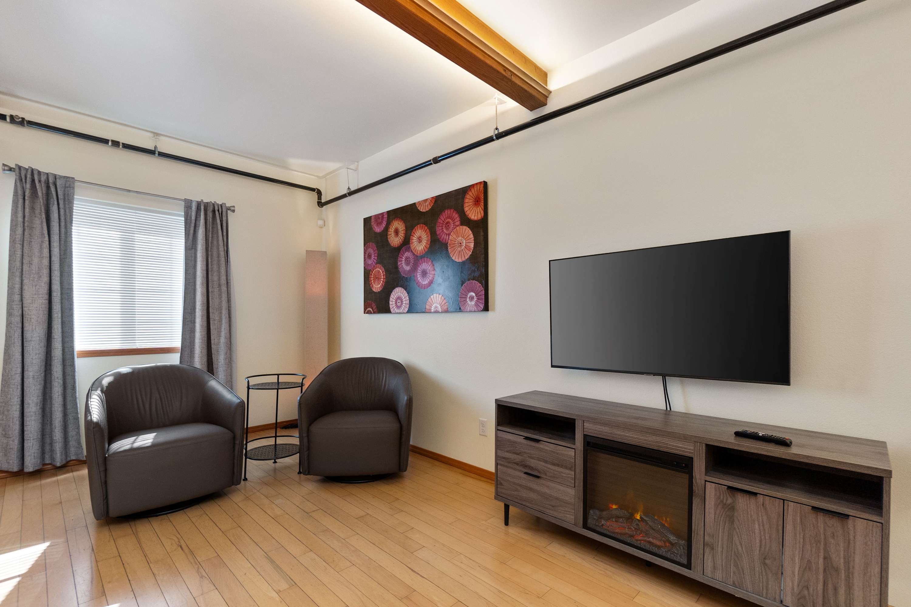 Sitting area with flatscreen smart tv