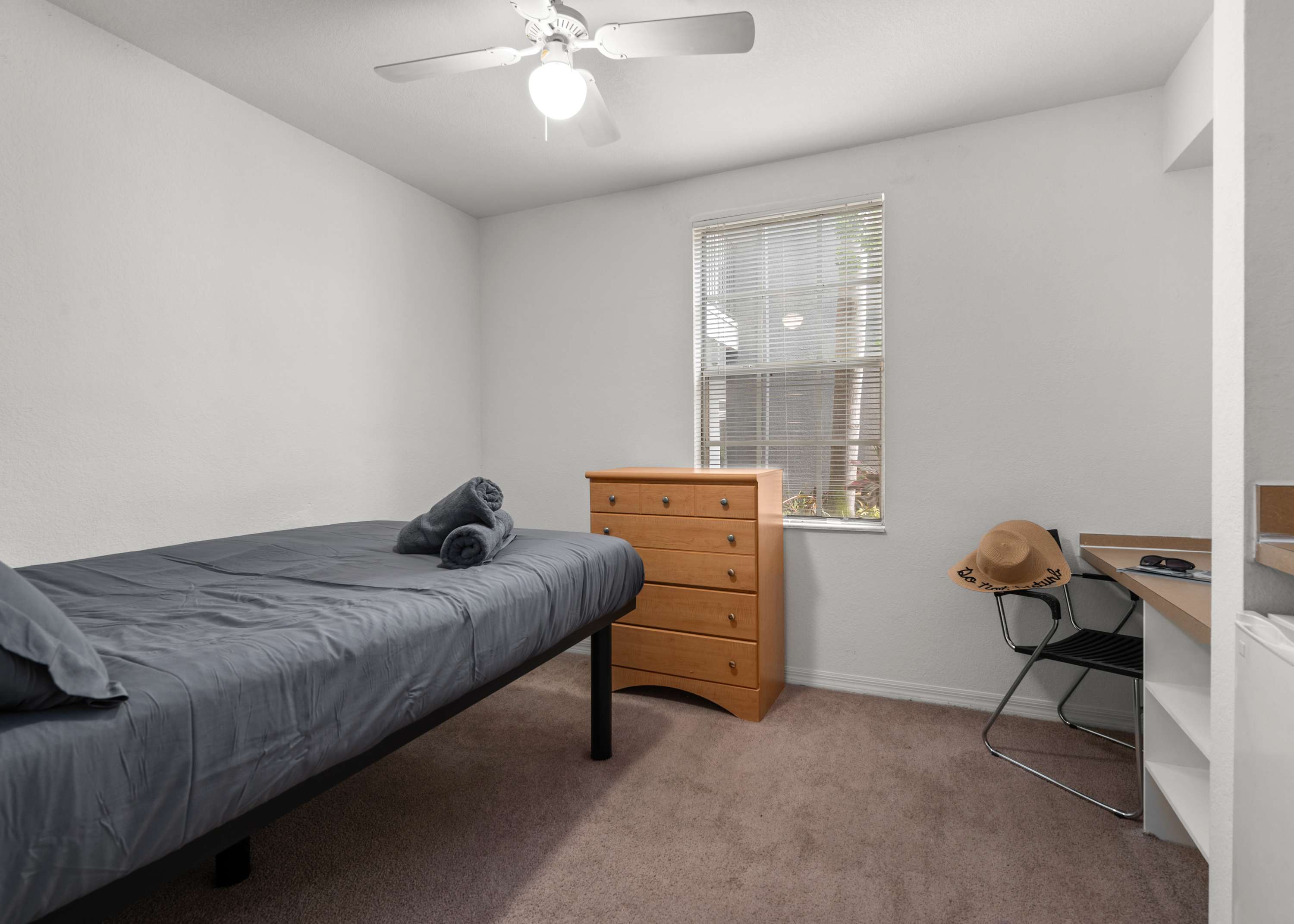 Budget Friendly! 1 MI to USF, Free Pool & GYM