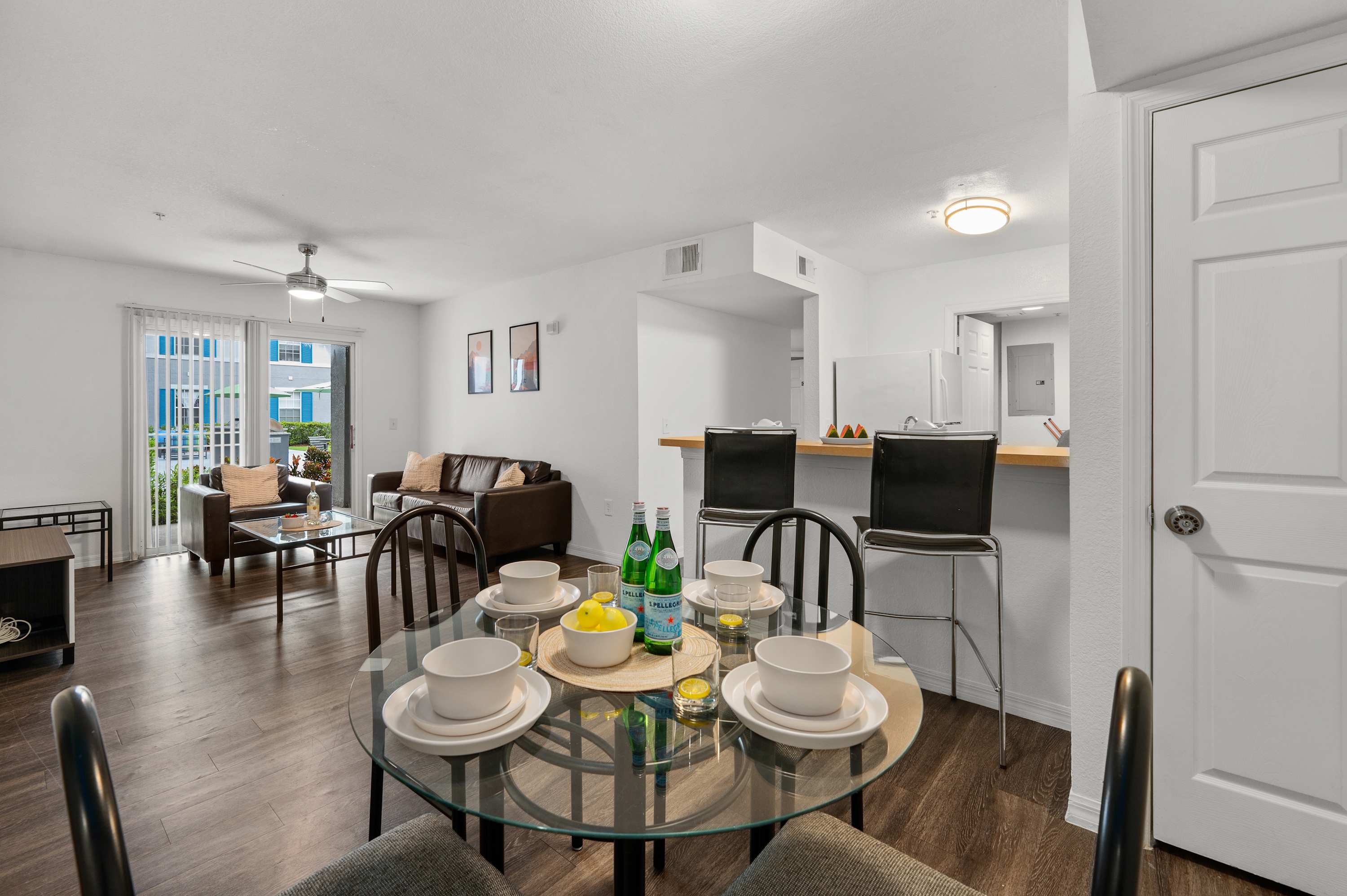 Budget Friendly! 1 MI to USF, Free Pool & GYM